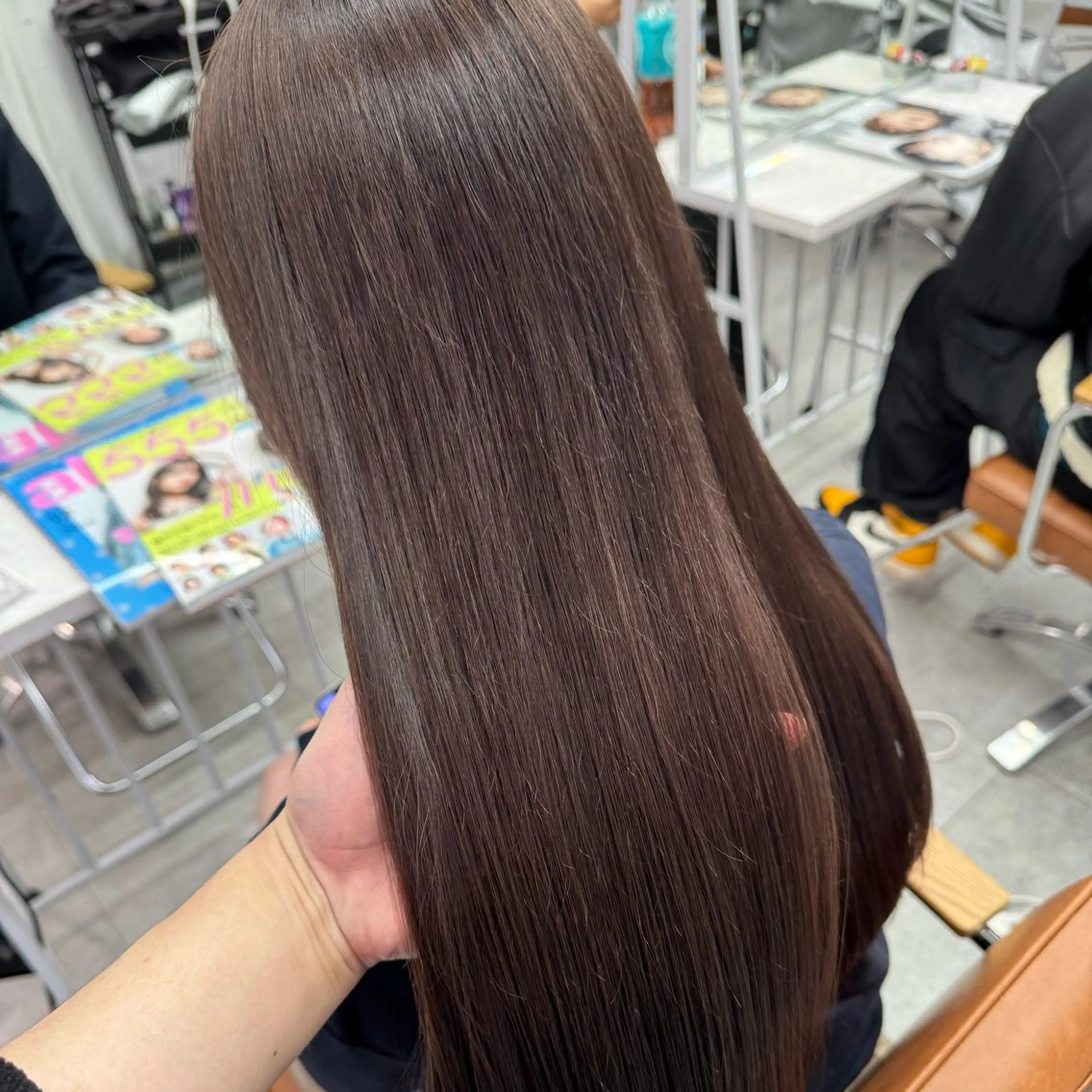 セミロング カラー ヘアアレンジ ヘアカラー ブリーチなしカラー /ベージュ/安形翔のヘアスタイル