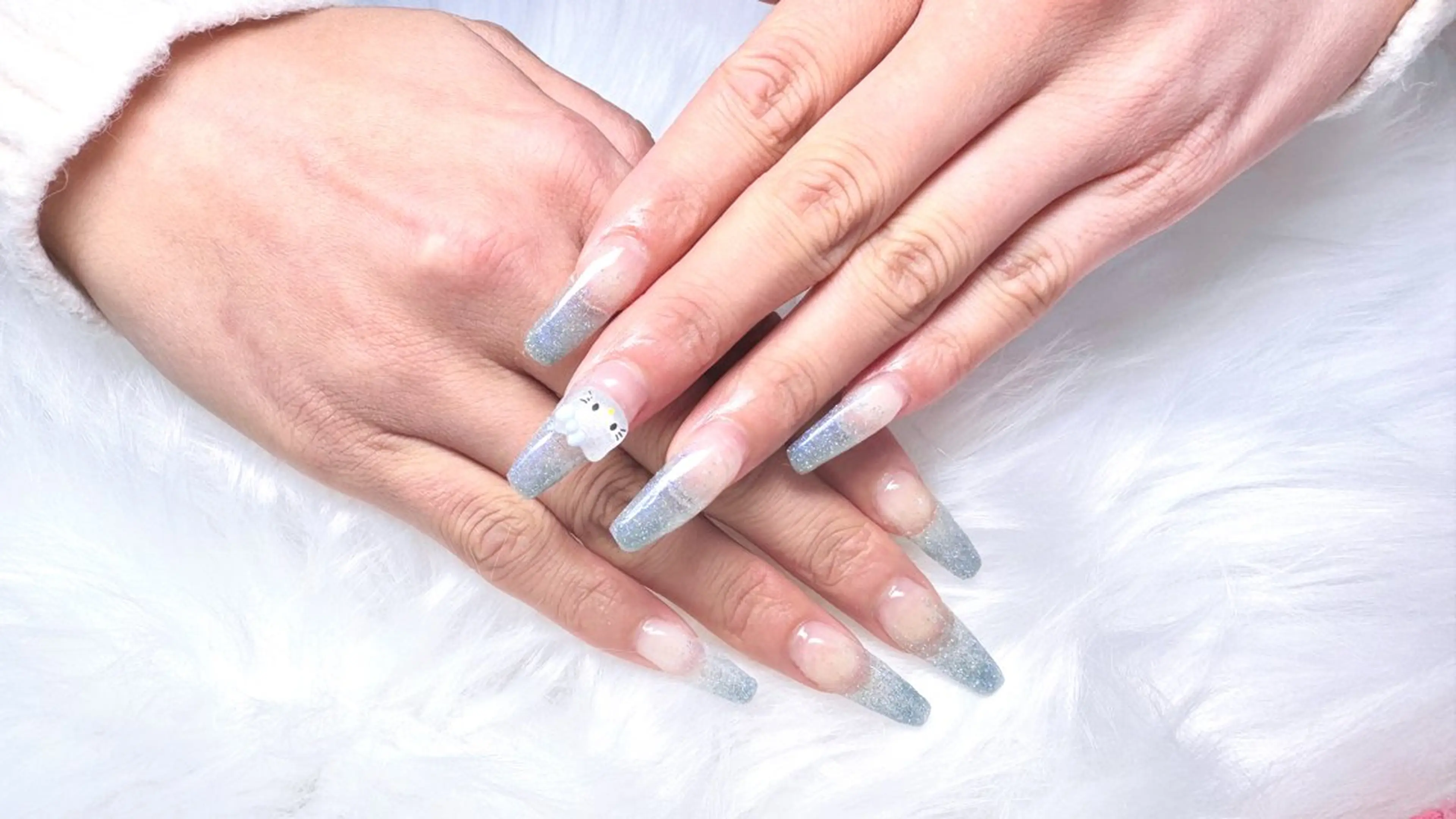 ネイル ハンドネイル ハンドケア 🎀うかん 🎀チップ長さ出しのネイルデザイン