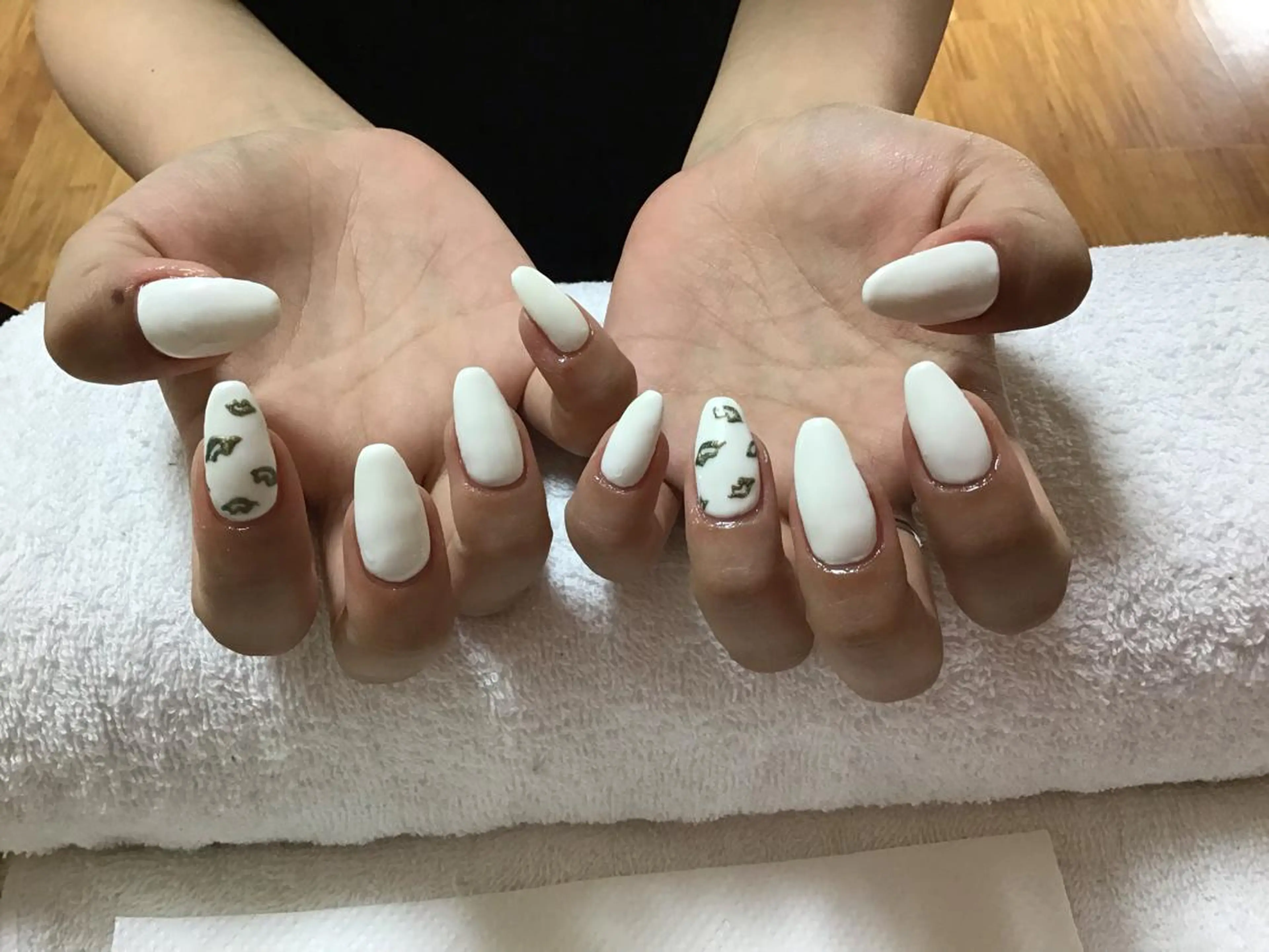 ネイル マットネイル gui amichantoco所属・gui amichanのネイルデザイン