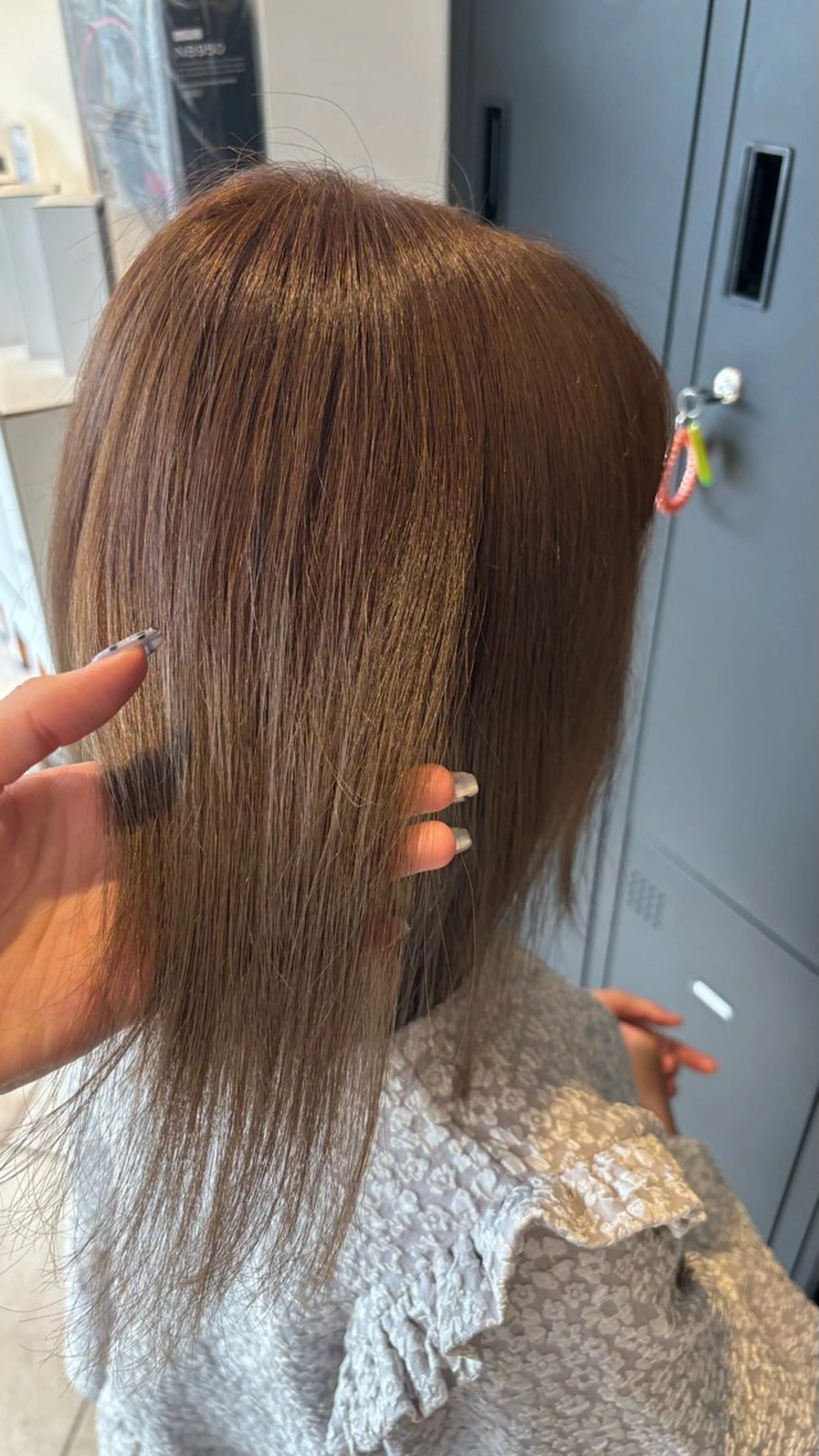 ミディアム カット ヘアカラー 🌟カラーモデル 大募集🌟小関亜美のヘアスタイル