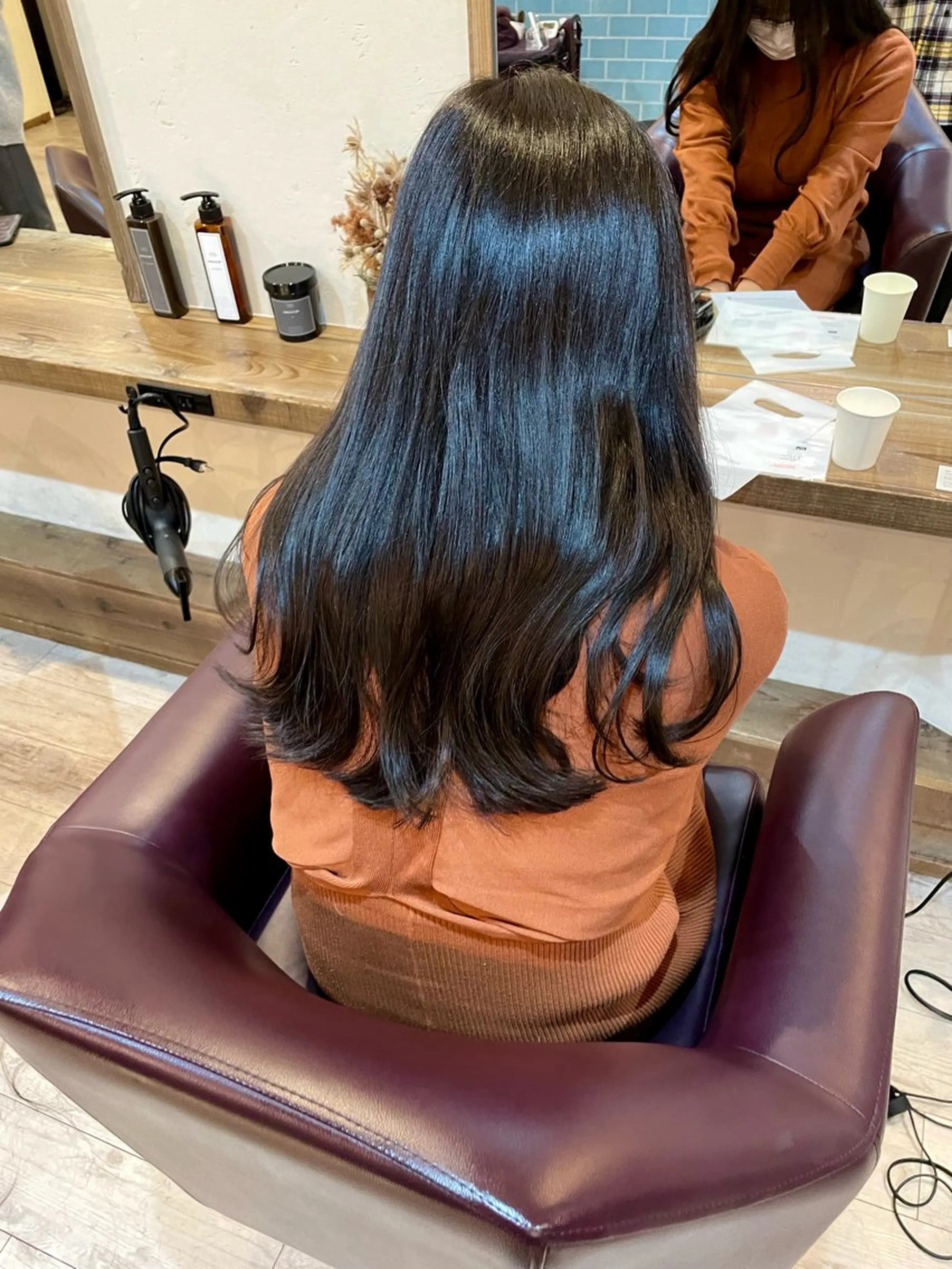 ロング カラー トリートメント 透け感カラー🫧 加納トモヒロのヘアスタイル