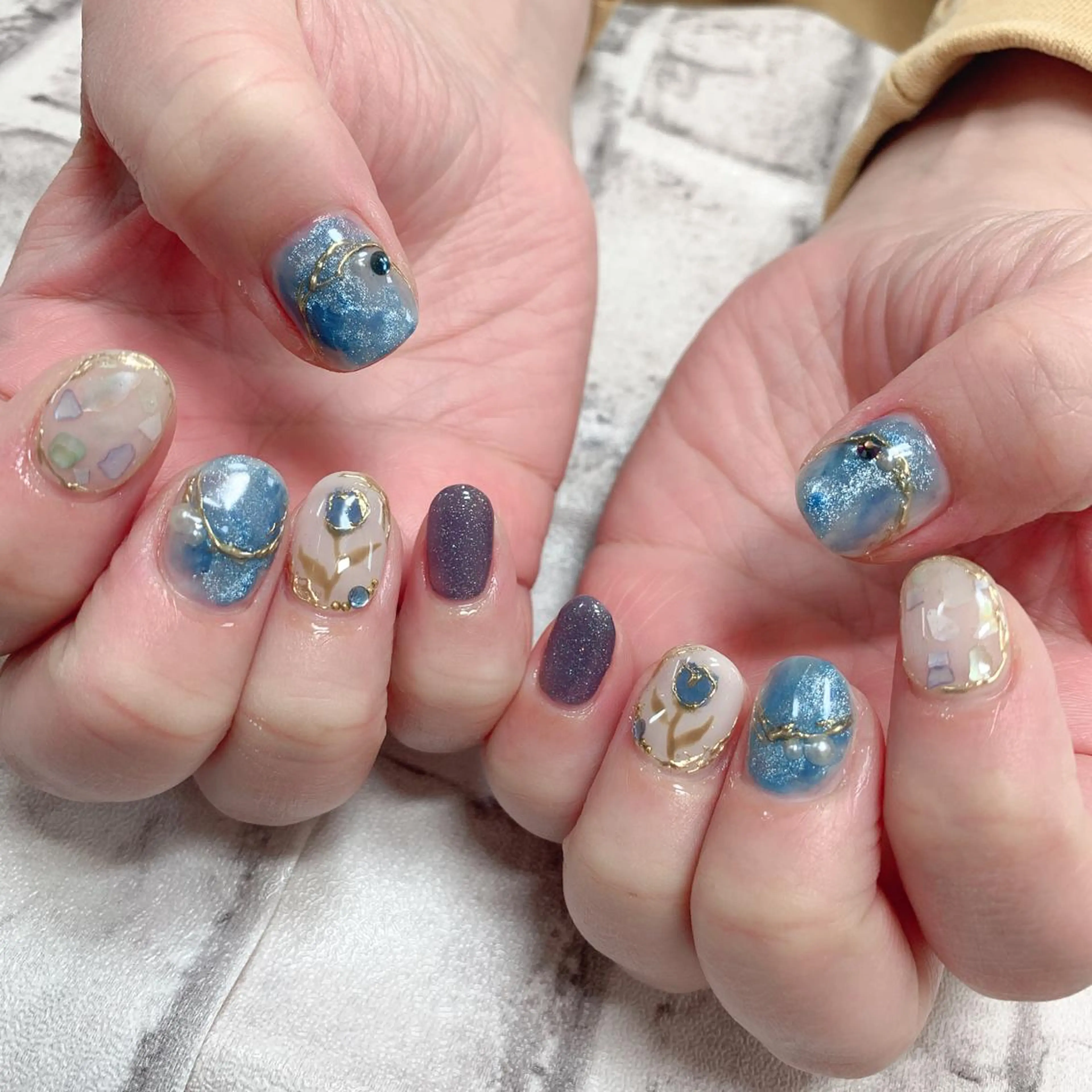 ネイル 💅ネイルハウス🏡 🎀TOMO🎀のネイルデザイン