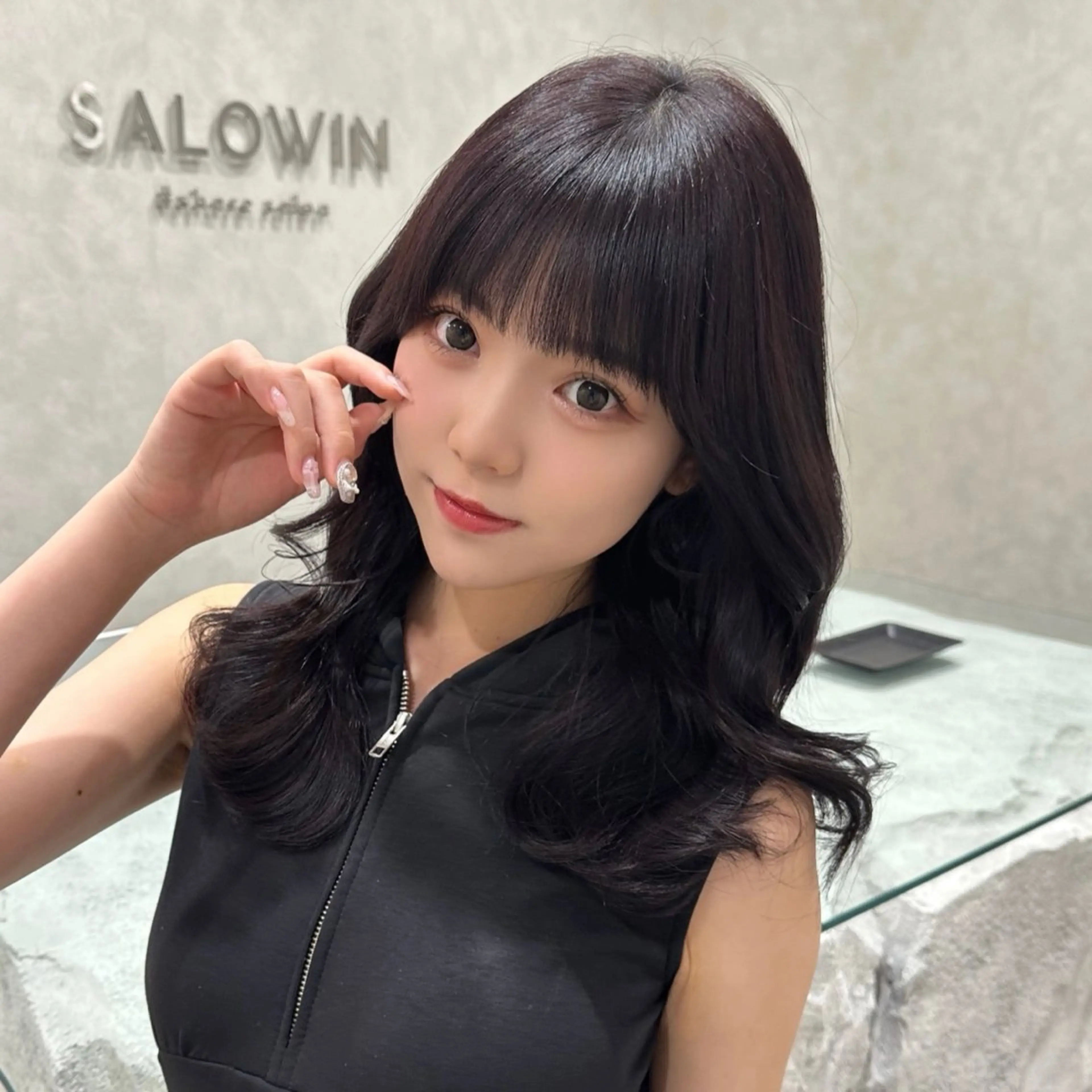 ロング カラー くびれヘア 顔まわりレイヤー 韓国風ヘア レイヤーカット 似合わせカット カット ヘアカラー トリートメント SALOWIN原宿AROA店所属・顔まわり神カット✂︎ 齋藤雄大【原宿】のヘアスタイル