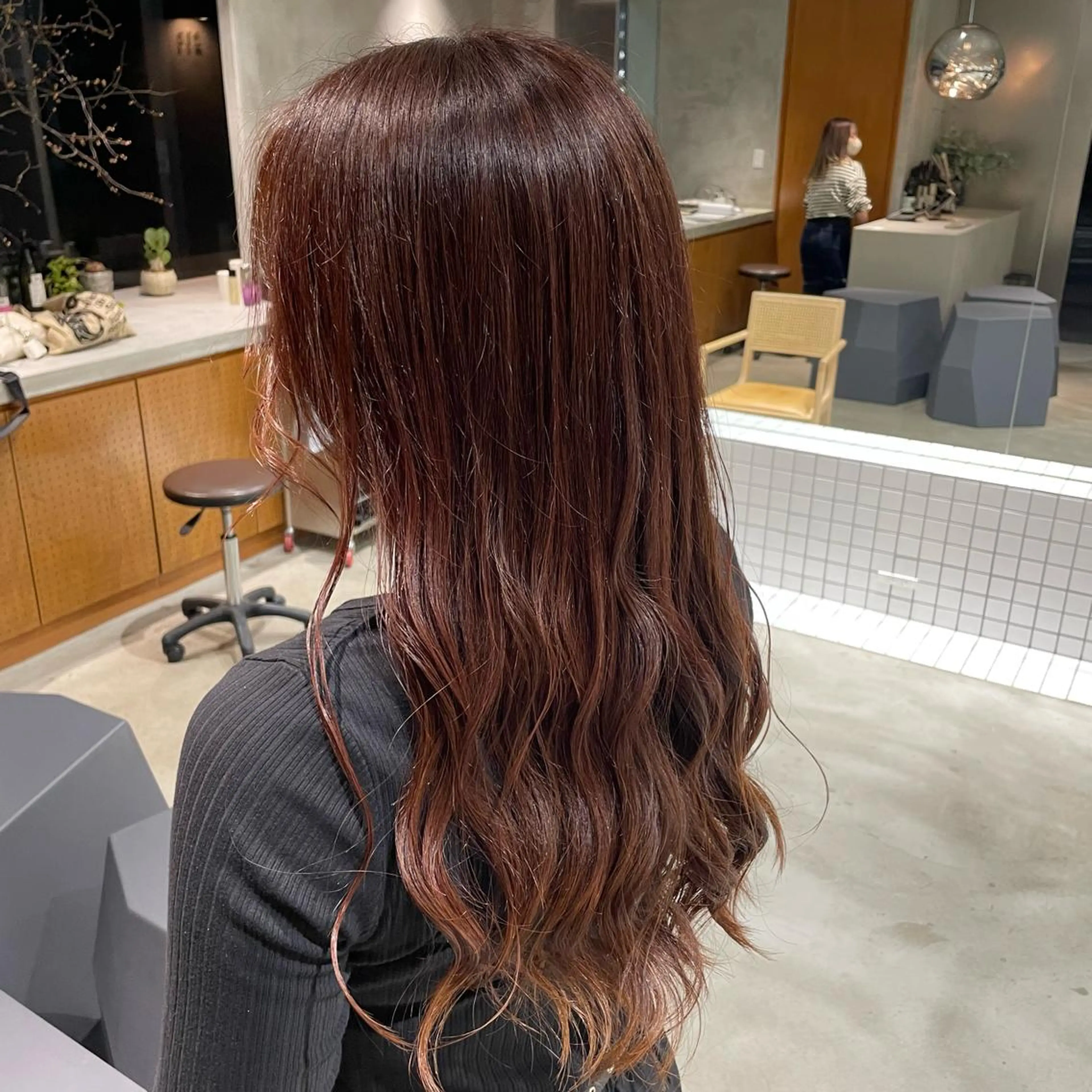 カラー 柳川 ことねのヘアスタイル