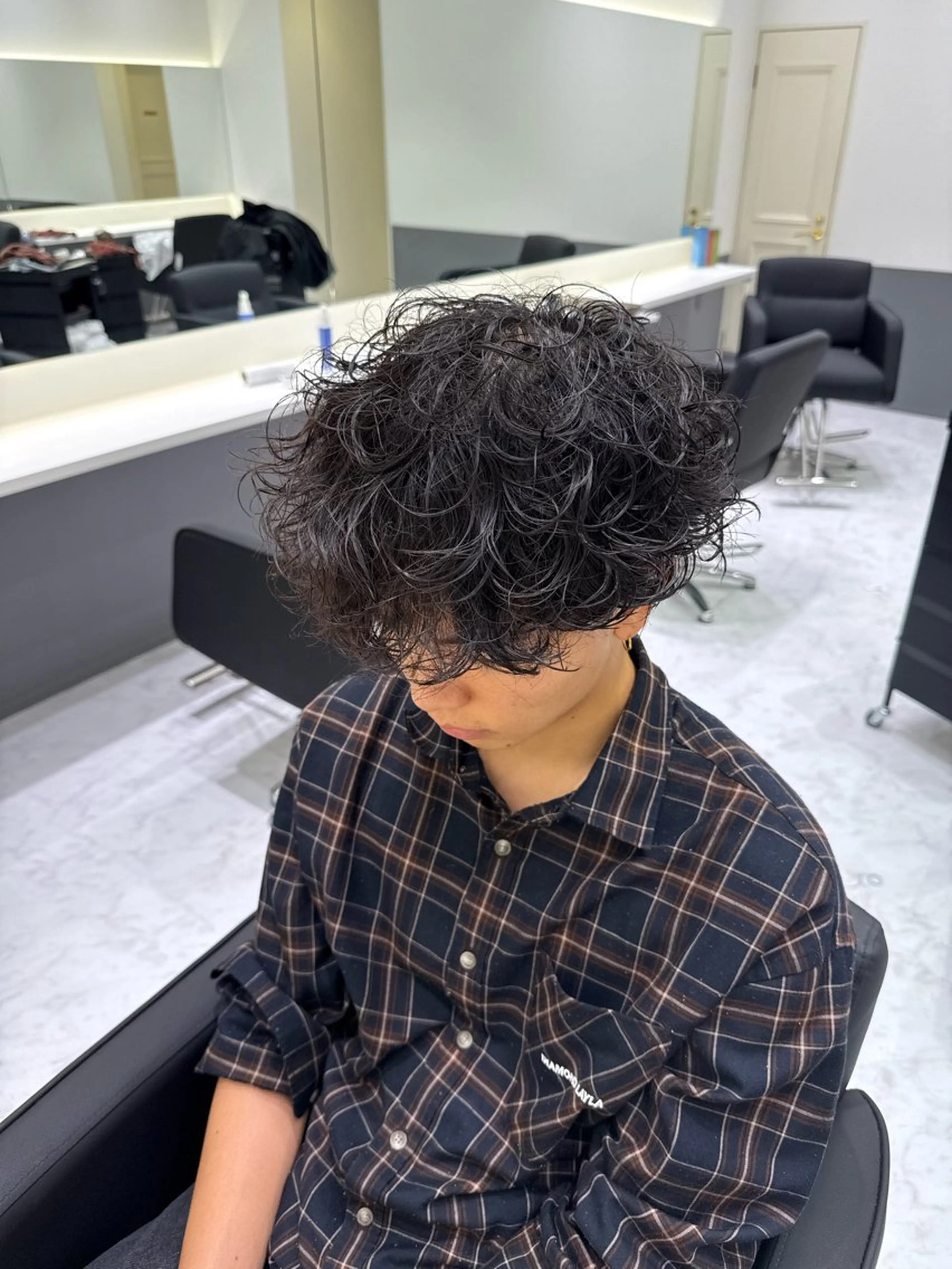 パーマ メンズ カット パーマ ヘッドスパ ウォーレントリコミ ニューヨーク所属・メンズパーマ特化 北爪のヘアスタイル