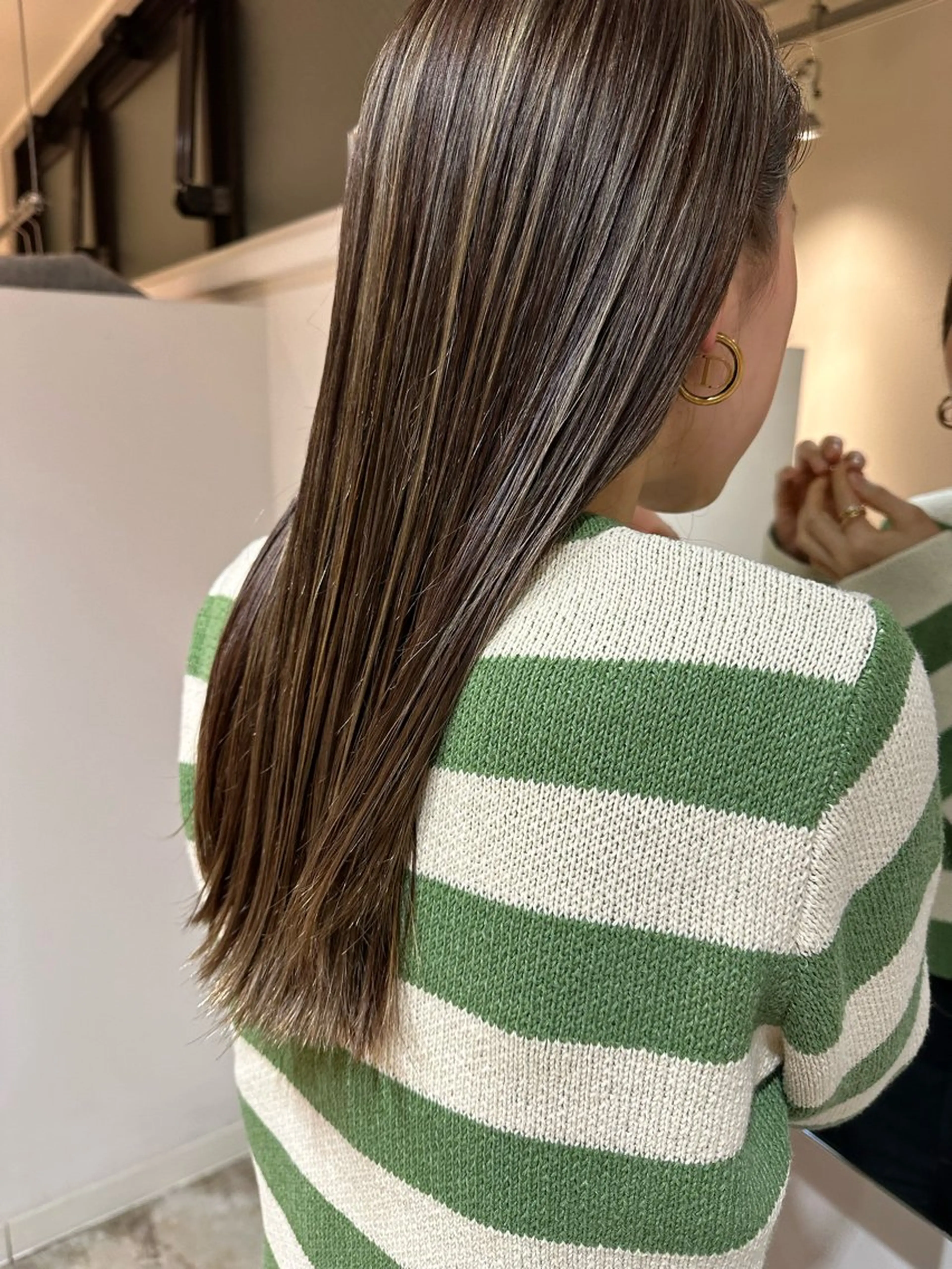 ロング ambient所属・渡邉 ひかるのヘアスタイル