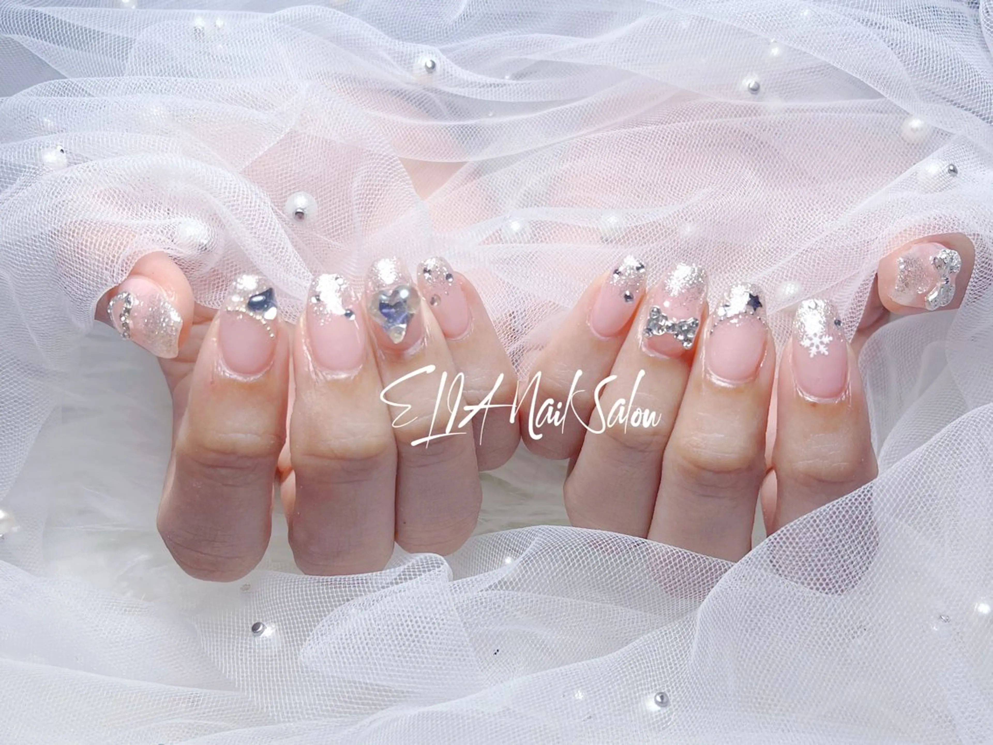 ミディアム ハンドネイル ELIA【エリア】 nailsalonのネイルデザイン