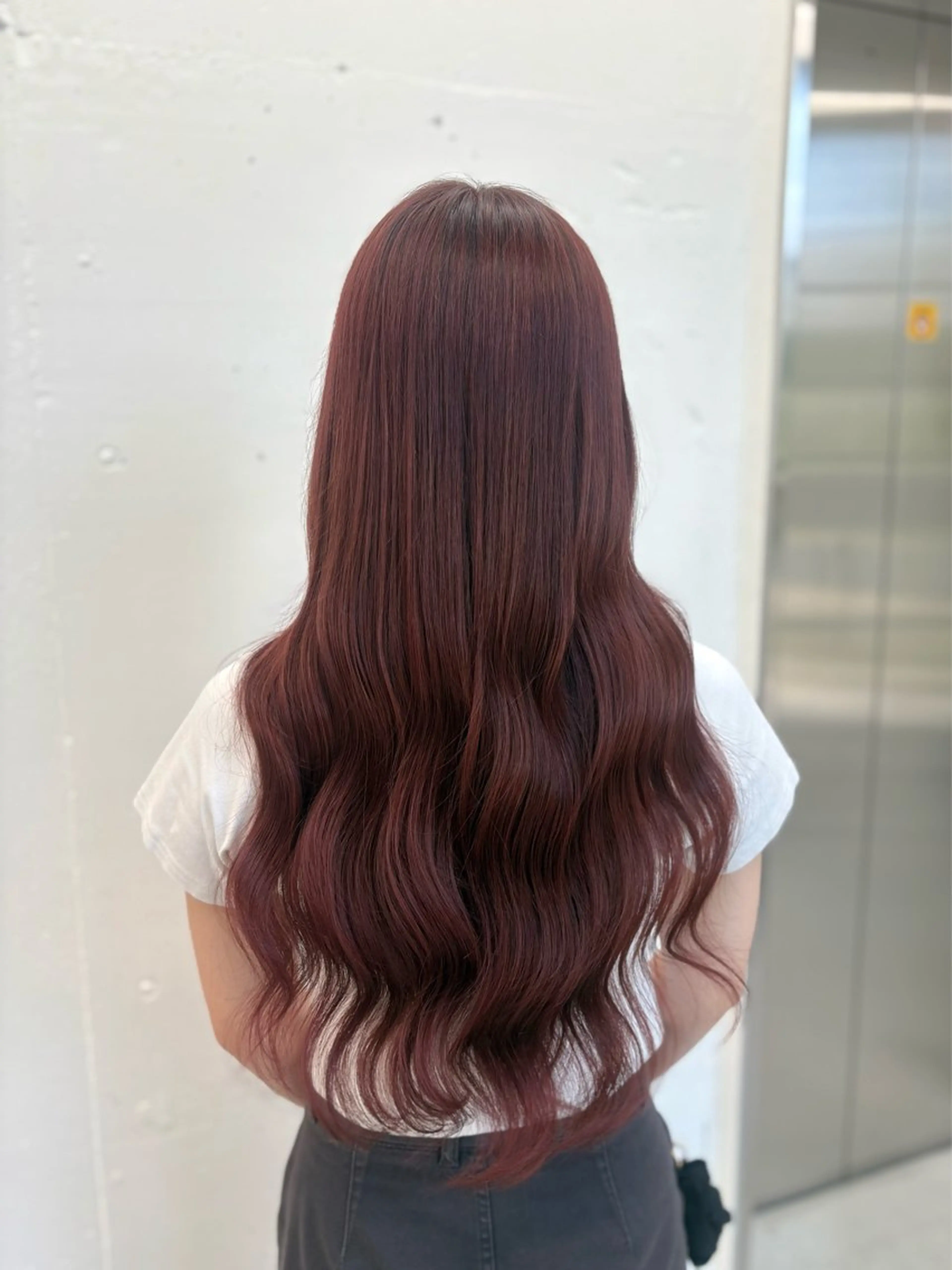 ロング カラー ダブルカラー ピンクカラー レッドカラー カット ヘアカラー トリートメント 🌟ゆりあ🌟 JILLSTUDIOのヘアスタイル