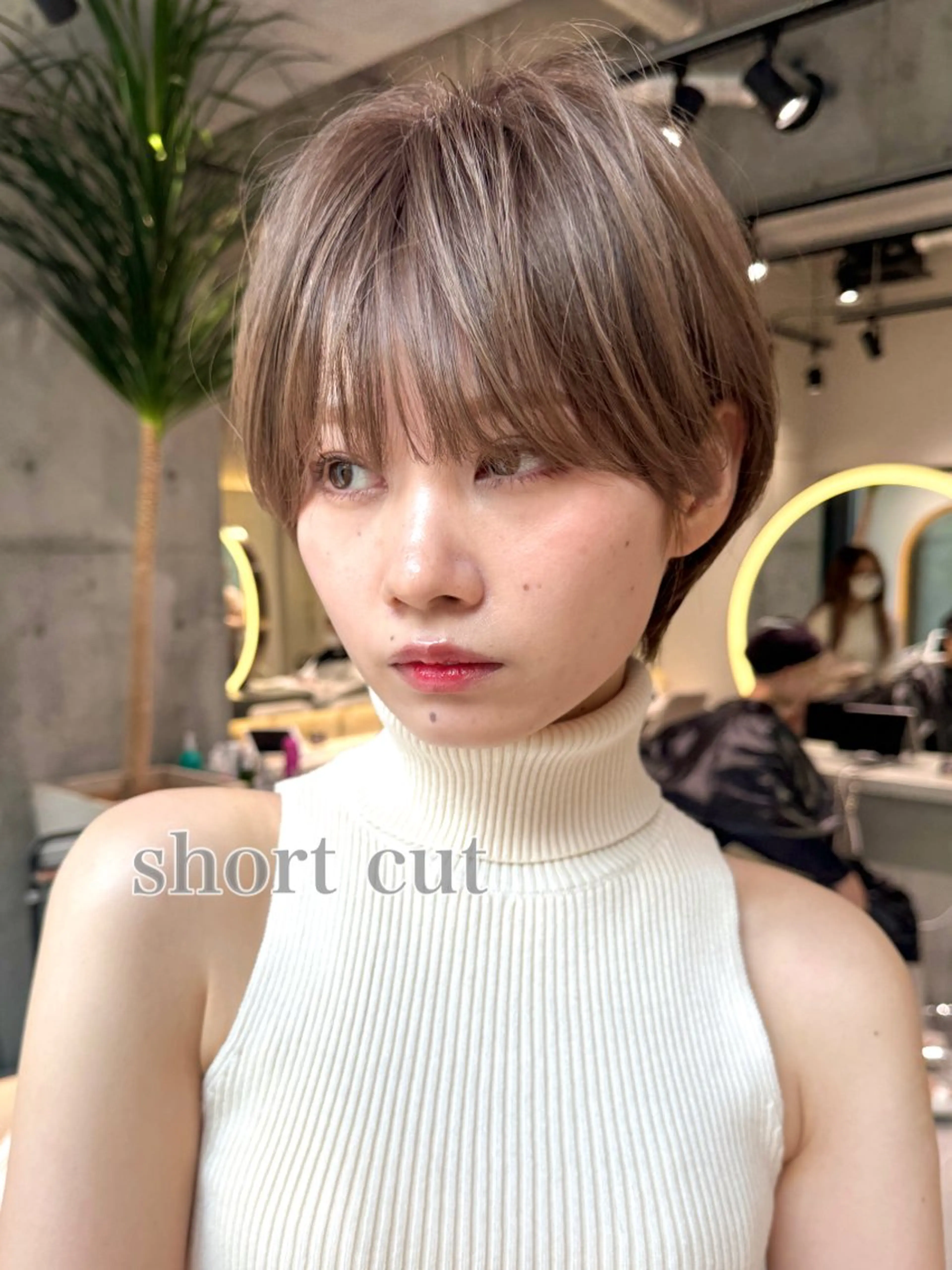 ショート ✨Riria✨ ブリーチなしカラーのヘアスタイル