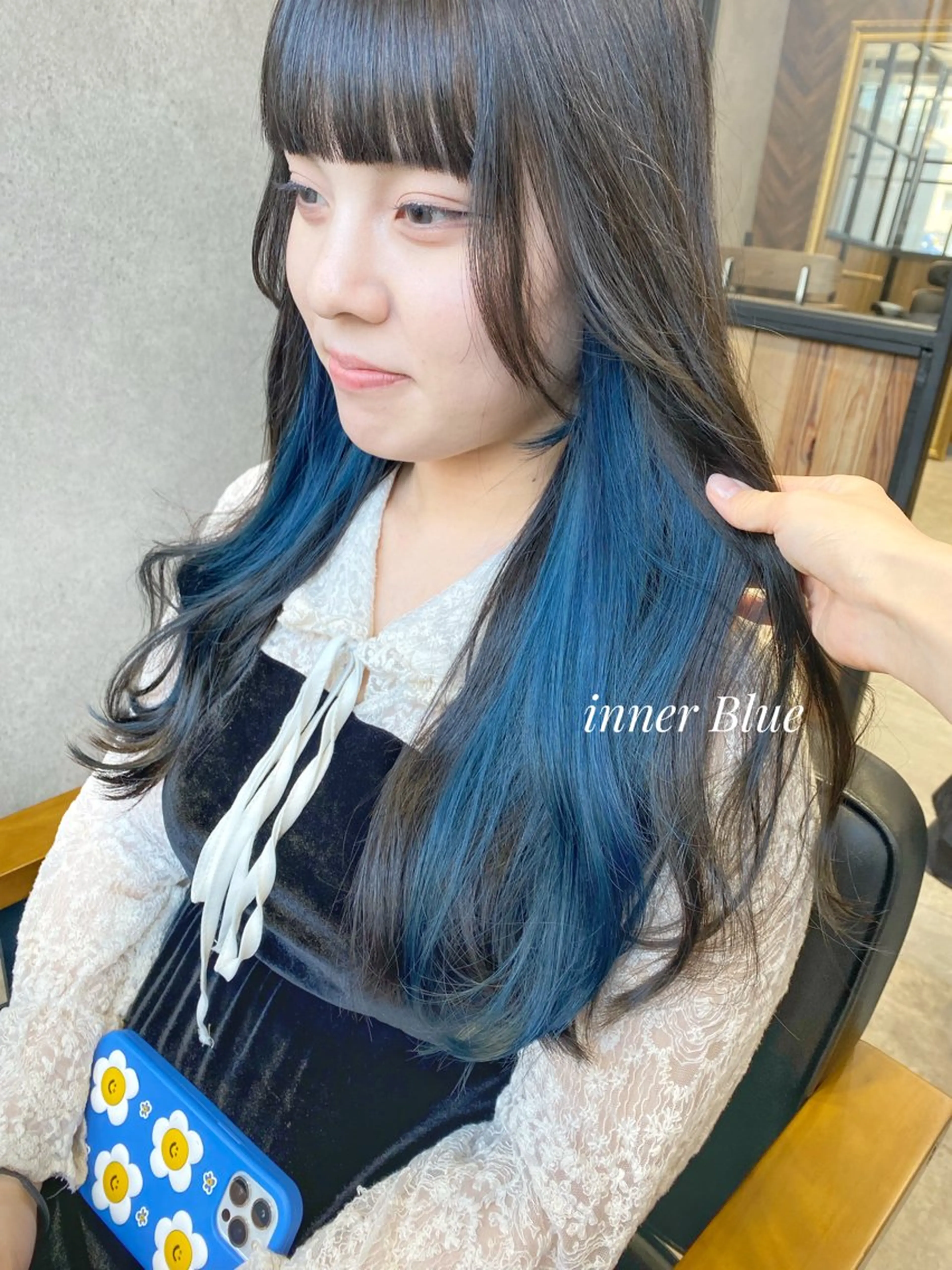 ロング カラー ブリーチ clomus所属・YUKA艶髪 🌸寛ぎ部屋のヘアスタイル