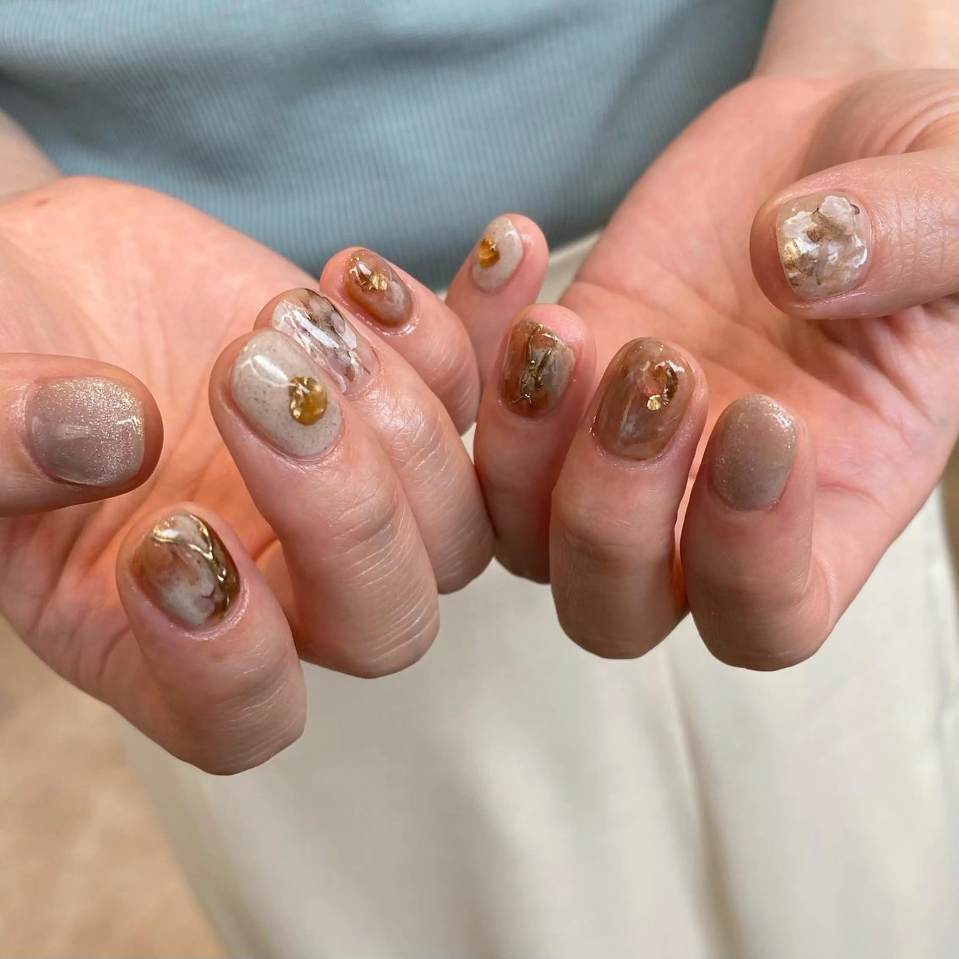 ネイル ブラウン ハンドネイル nable.所属・望月 実莉のネイルデザイン