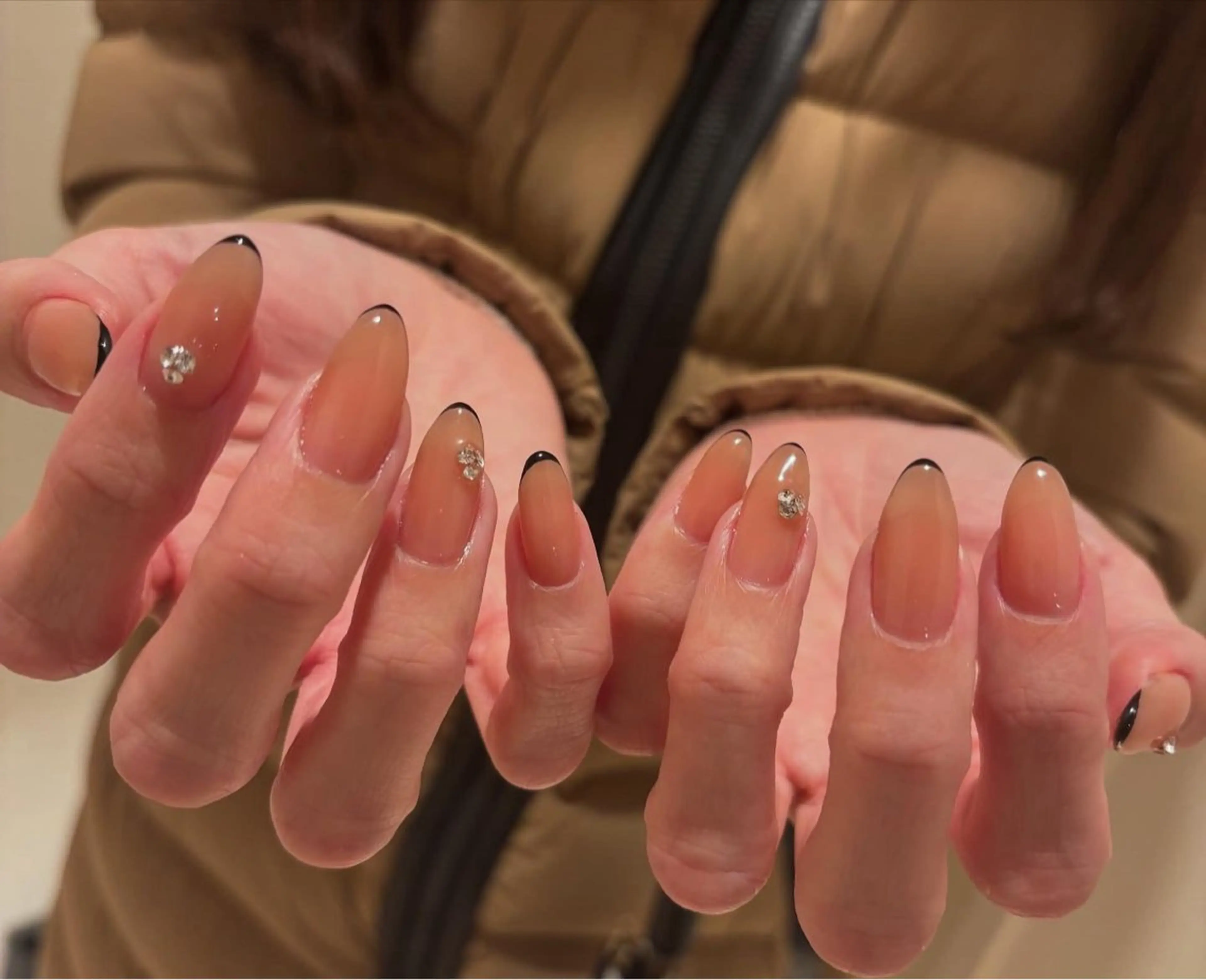 ネイル シンプルネイル ハンドネイル Elio所属・Elio 国泰寺のネイルデザイン