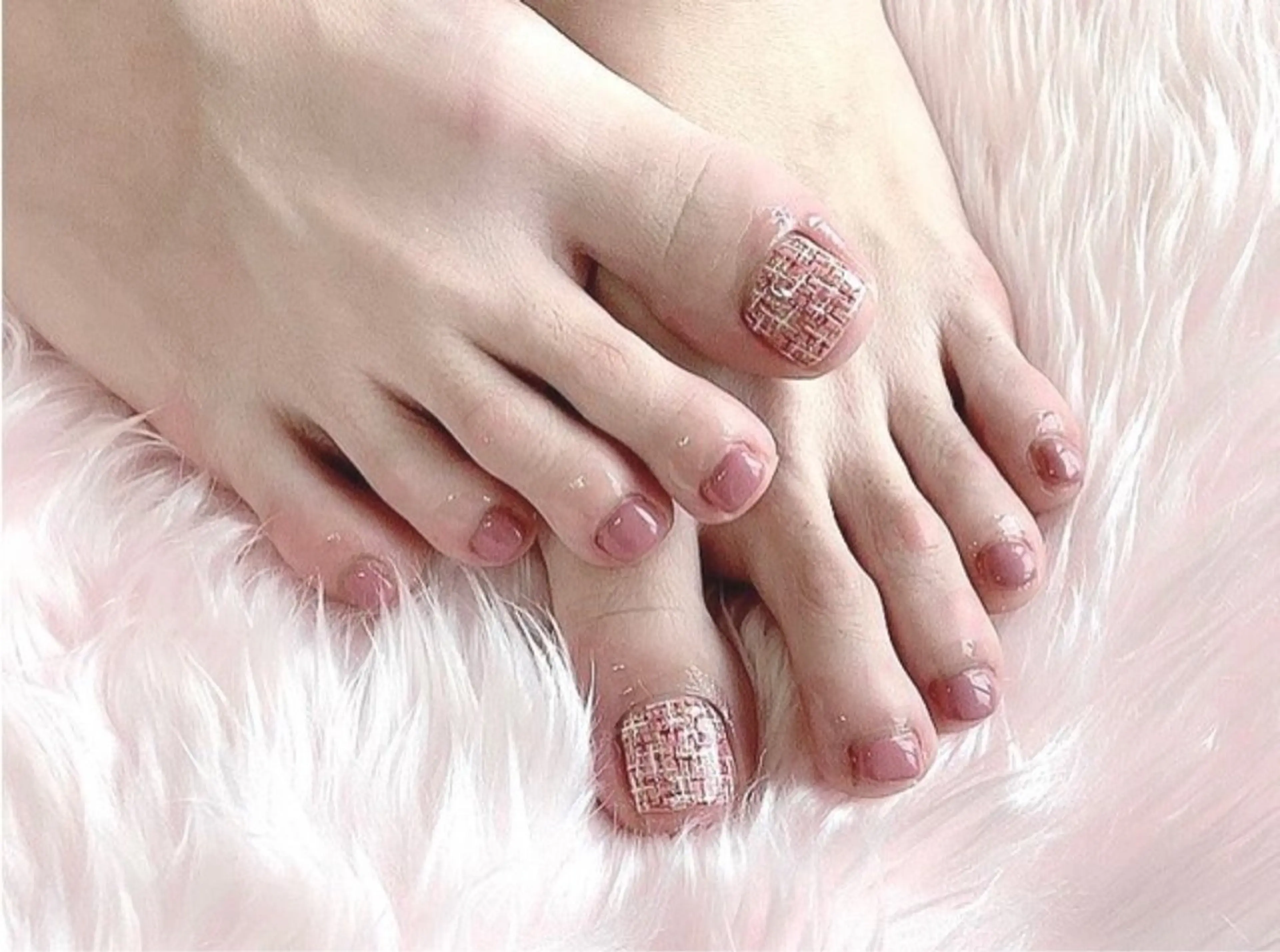 🐾フット親指アートし放題【オフありの方はこちら】ジェルオフ甘皮ケア無料✨️事前に希望アート画像を送ってください✨️の写真