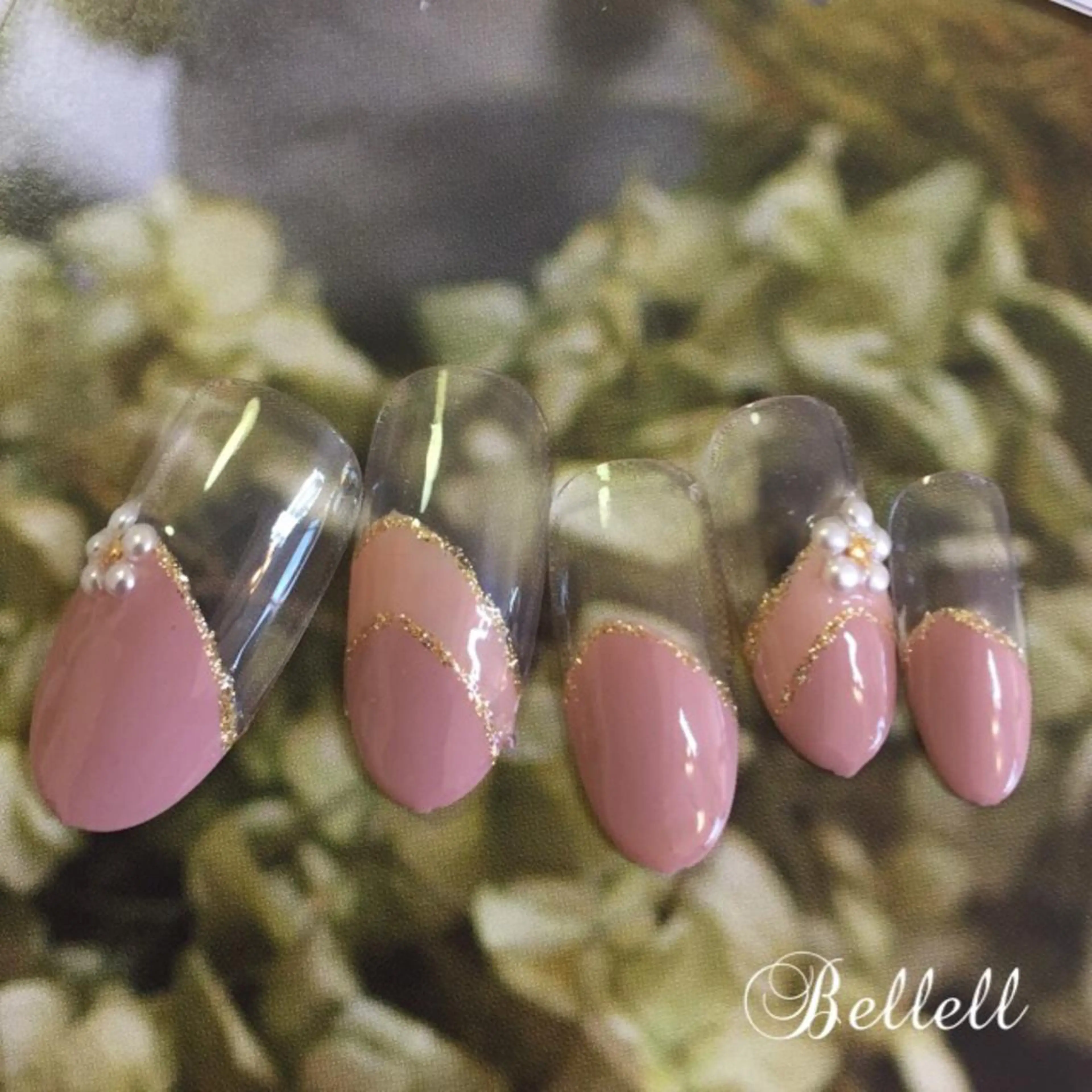 ネイル 青木 綾子のネイルデザイン