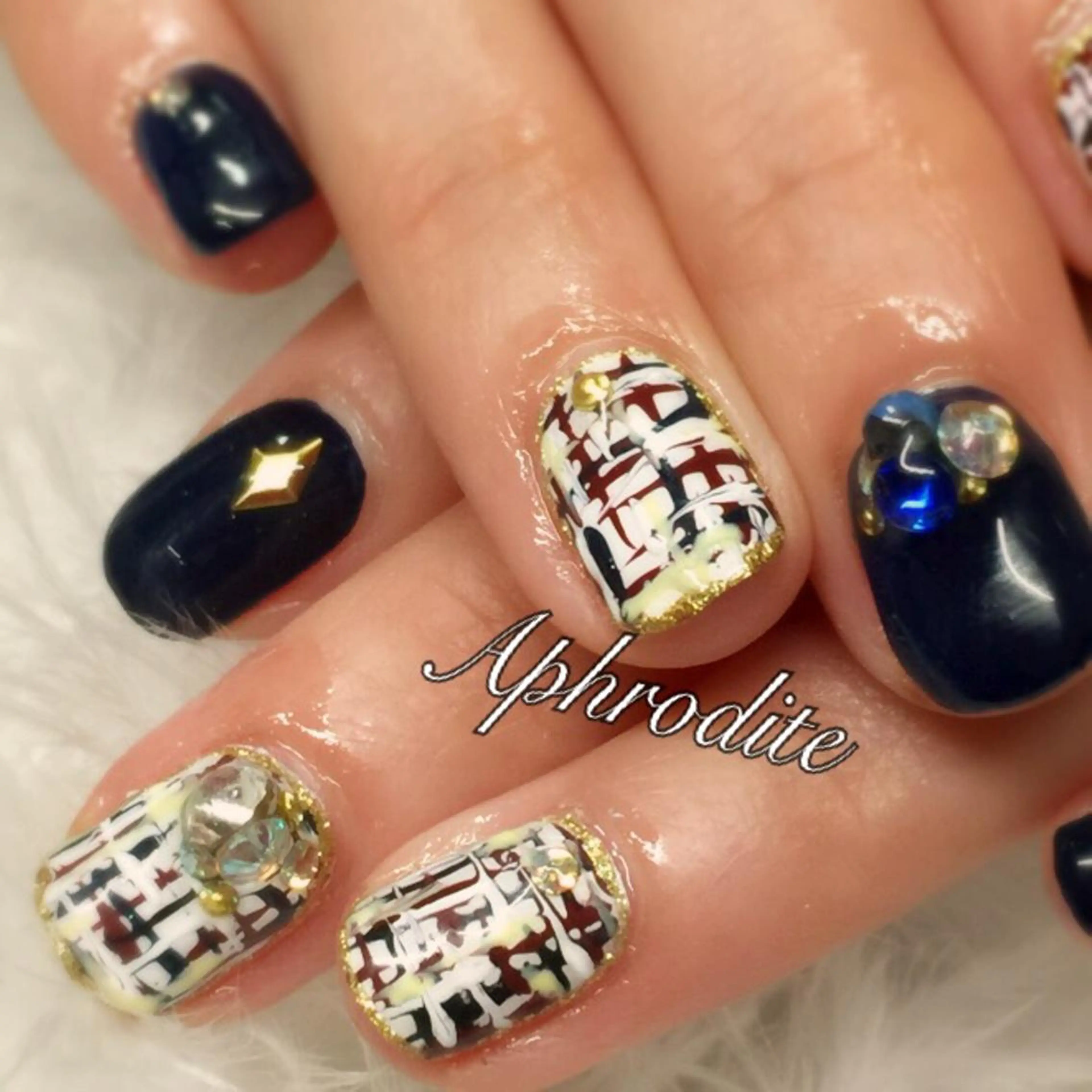 ネイル APHRODITE Nagisaのネイルデザイン