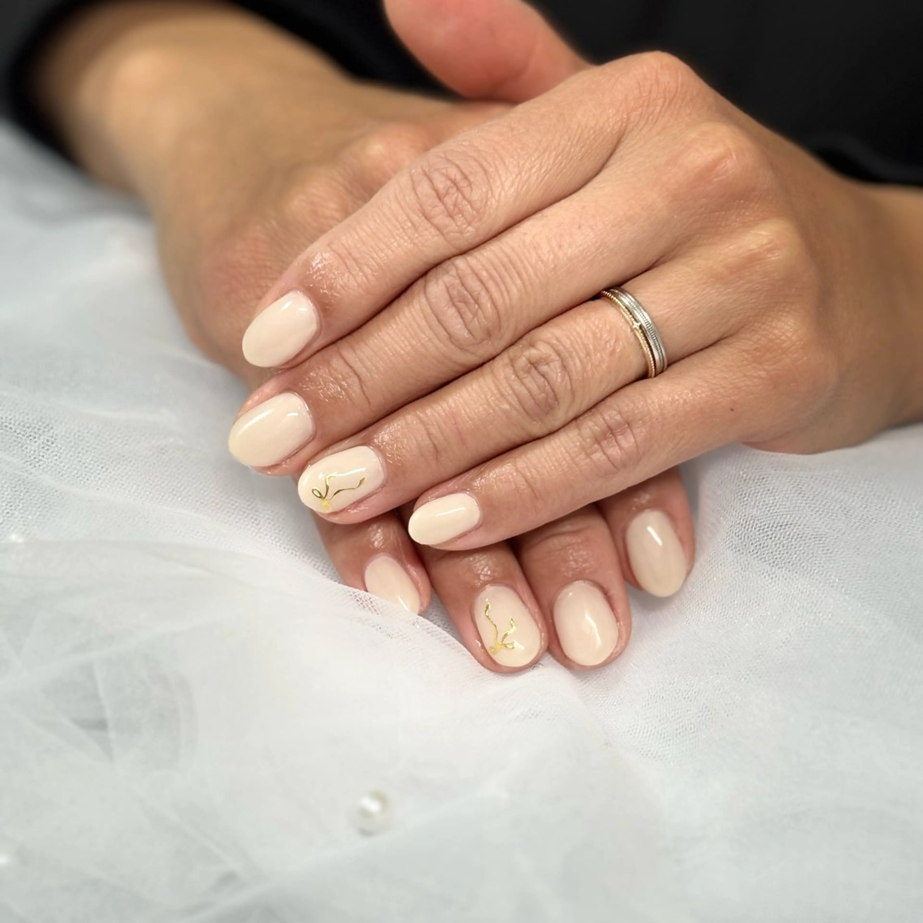 ネイル ハンドネイル see nail所属・see nailのネイルデザイン