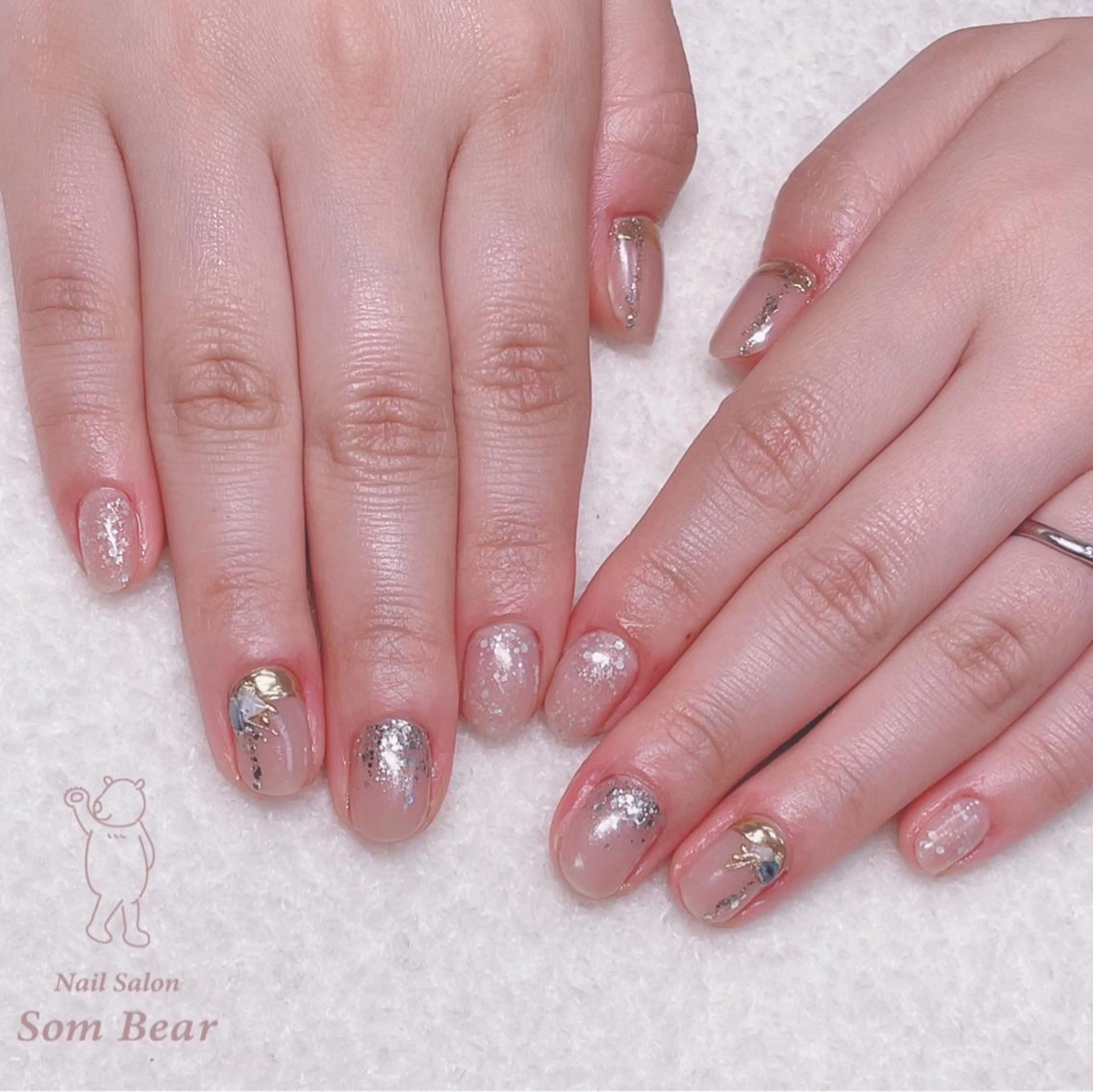 ネイル フレンチネイル グラデーション ワンカラーネイル Som Bear所属・nail salon Som Bear🧸のネイルデザイン