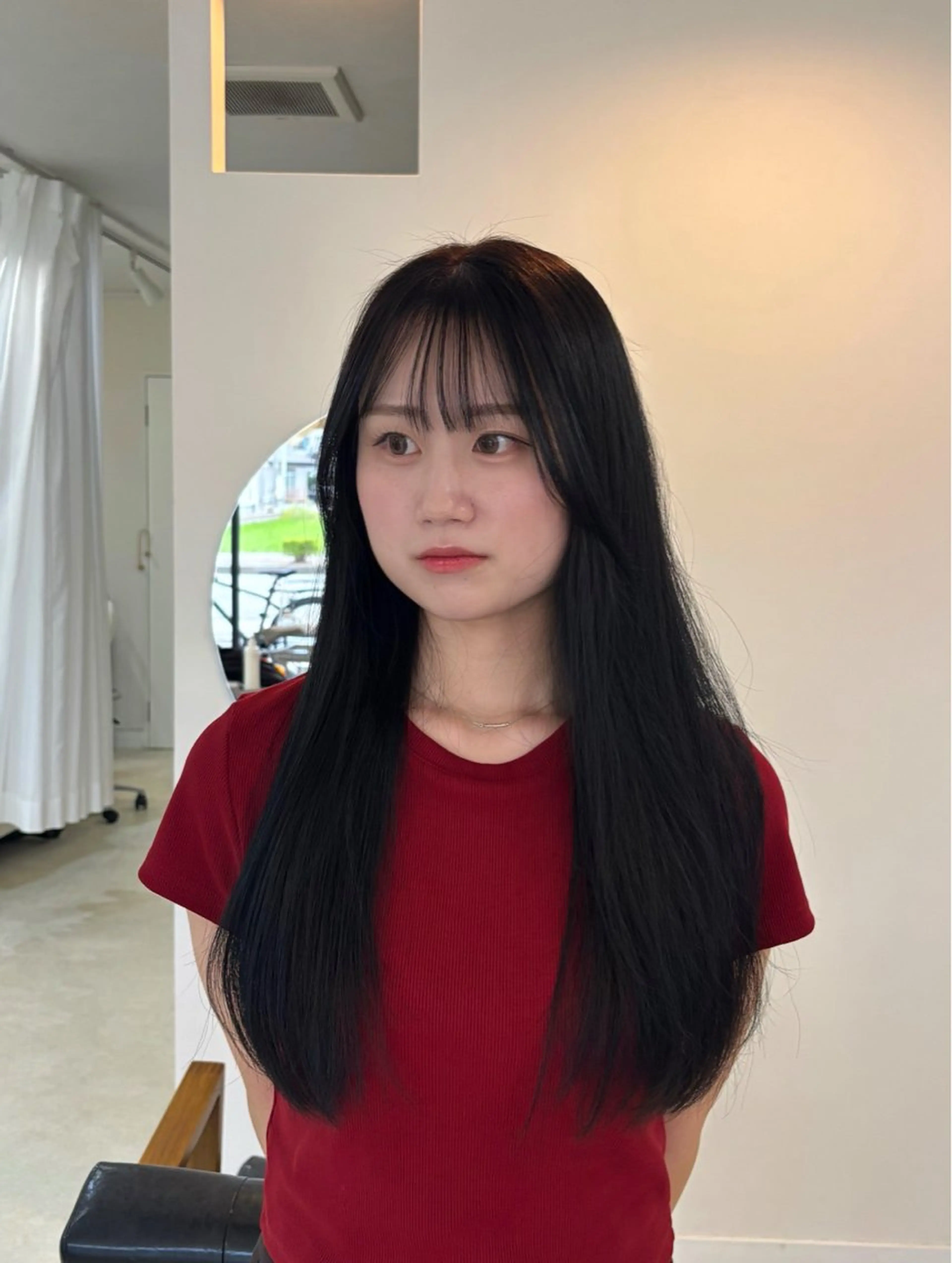 ロング カラー パーマ 顔周りカット ロング ストレートパーマ 縮毛矯正 enrich / キタガワ カノンのヘアスタイル