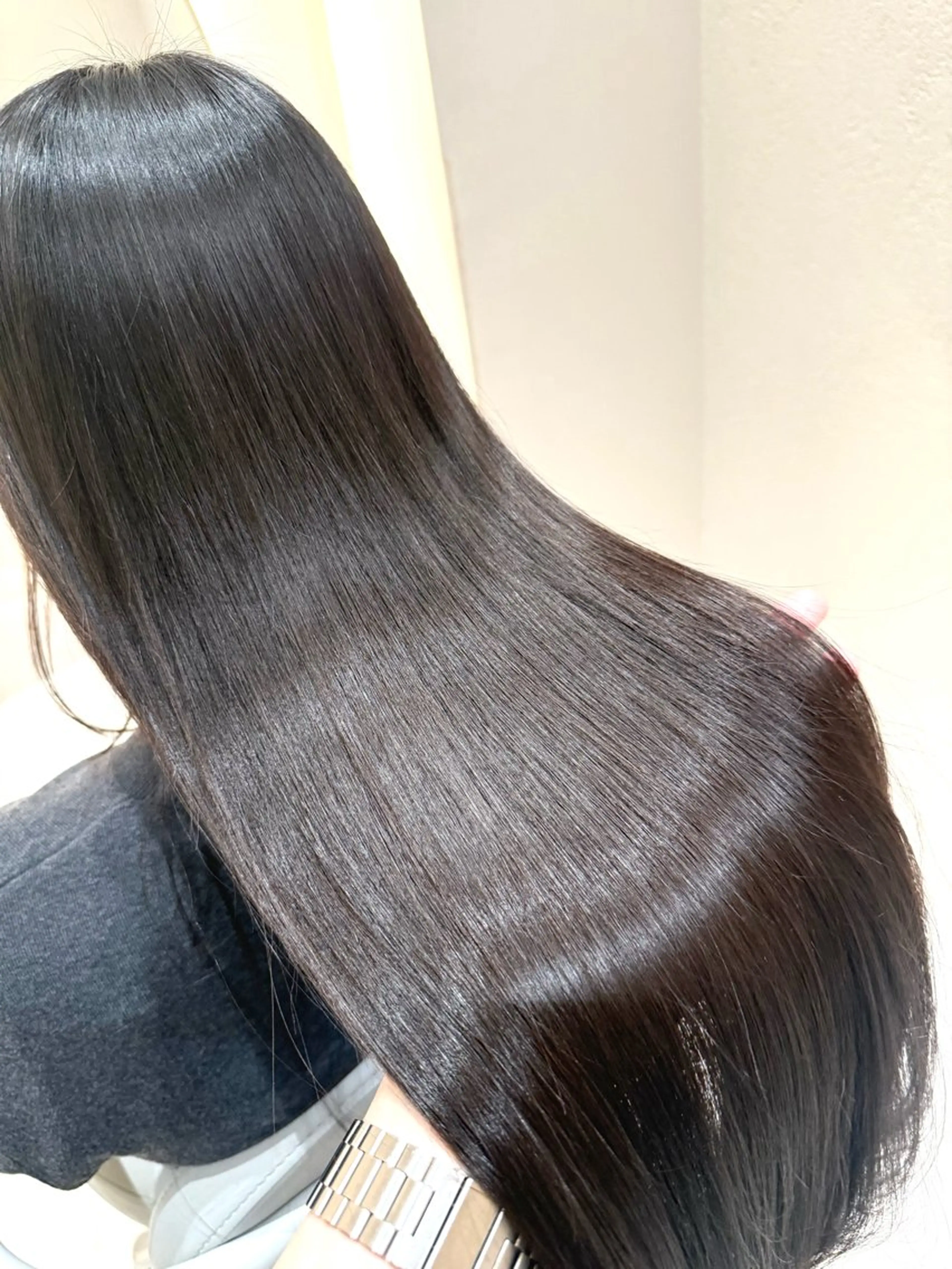 【クセが気になる方へ】 地毛風Premiumストレート(縮毛矯正)+カット ¥16900の写真