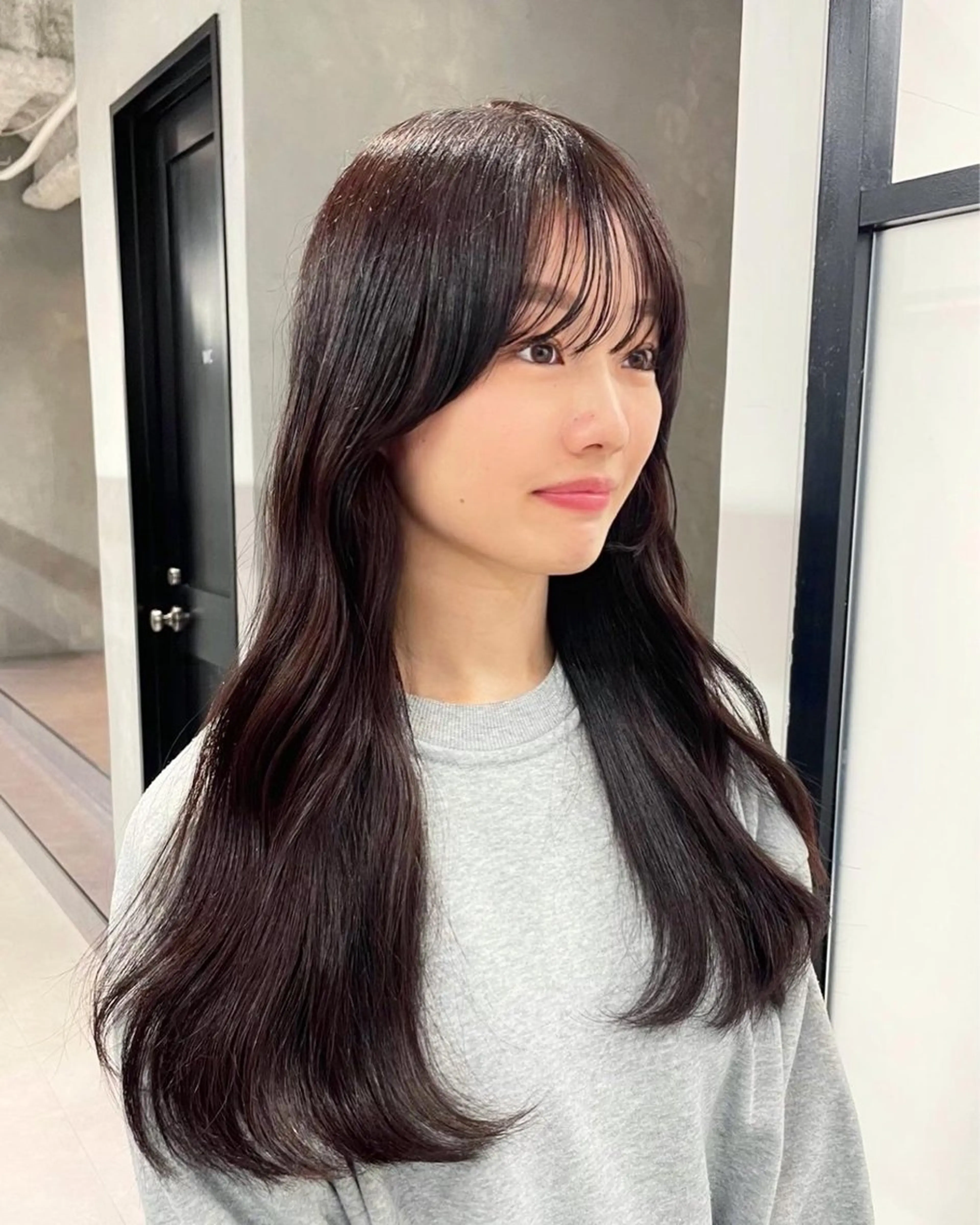 セミロング カラー SALOWIN浦和店所属・1日5名限定美容師 miwaのヘアスタイル