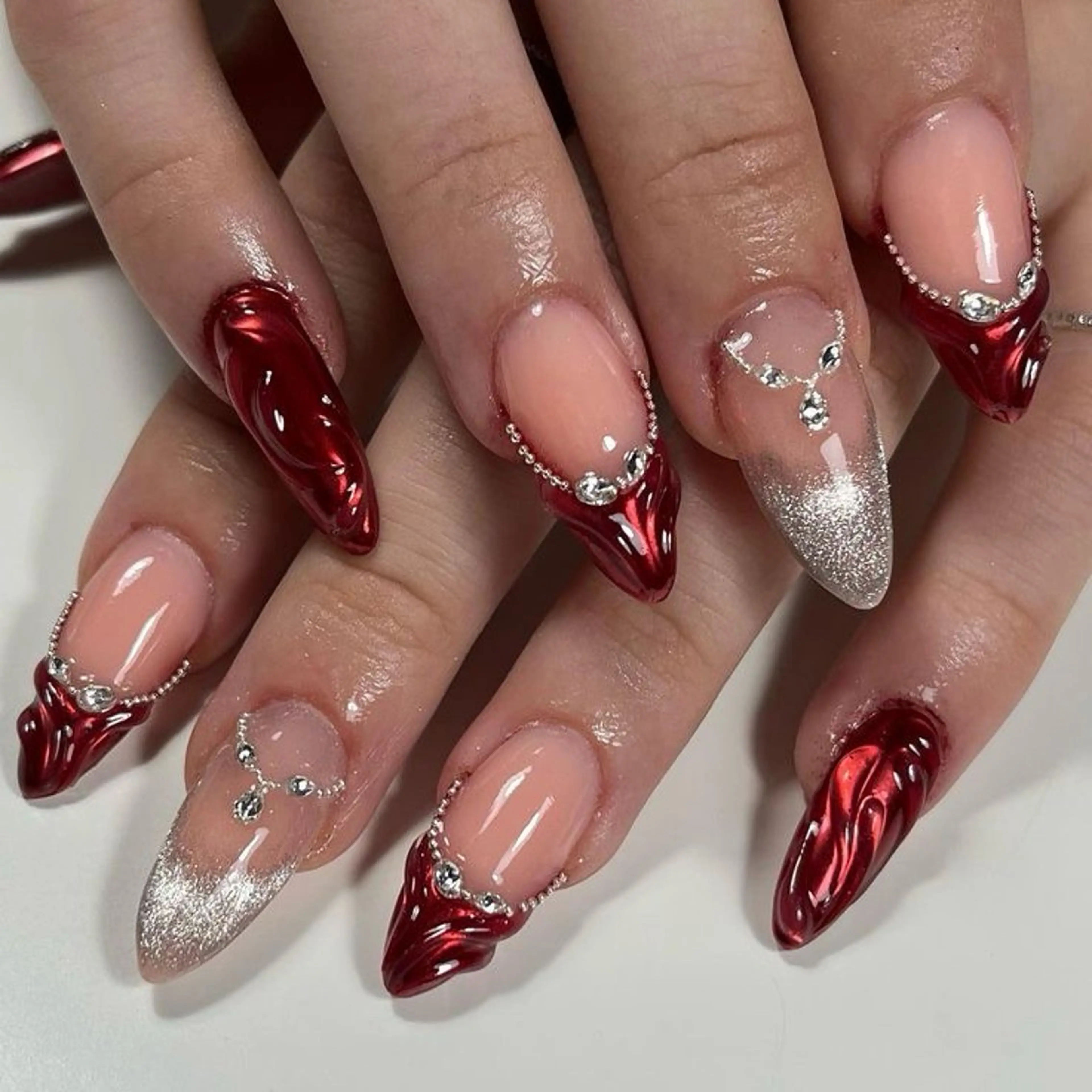 ネイル チークネイル クリアネイル ガーリー キラキラネイル 韓国ネイル ハンドネイル Ume Nail Studioのネイルデザイン