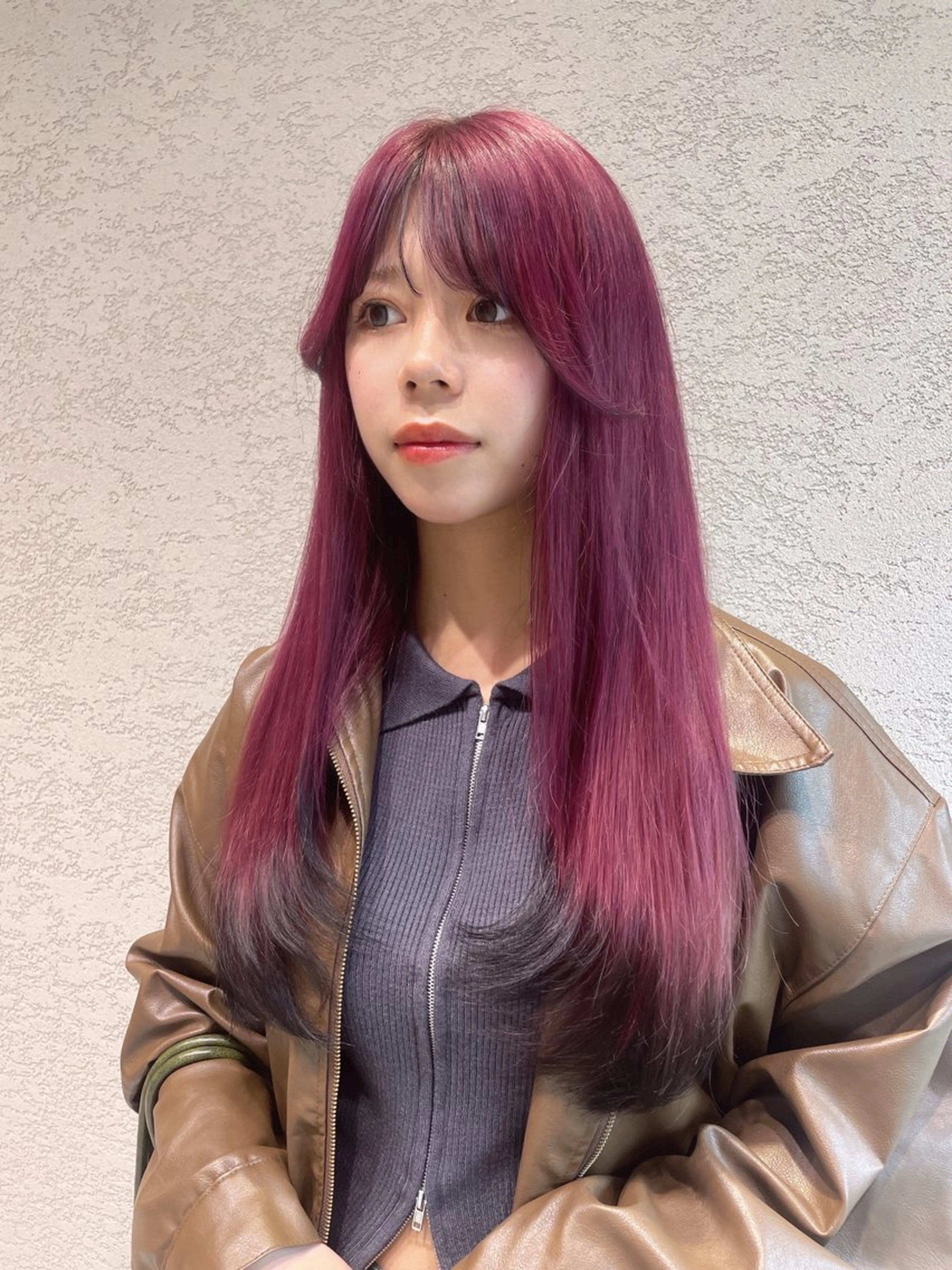 ロング ヘアカラー ハイトーンカラー🌟 🎠KANON🎡のヘアスタイル