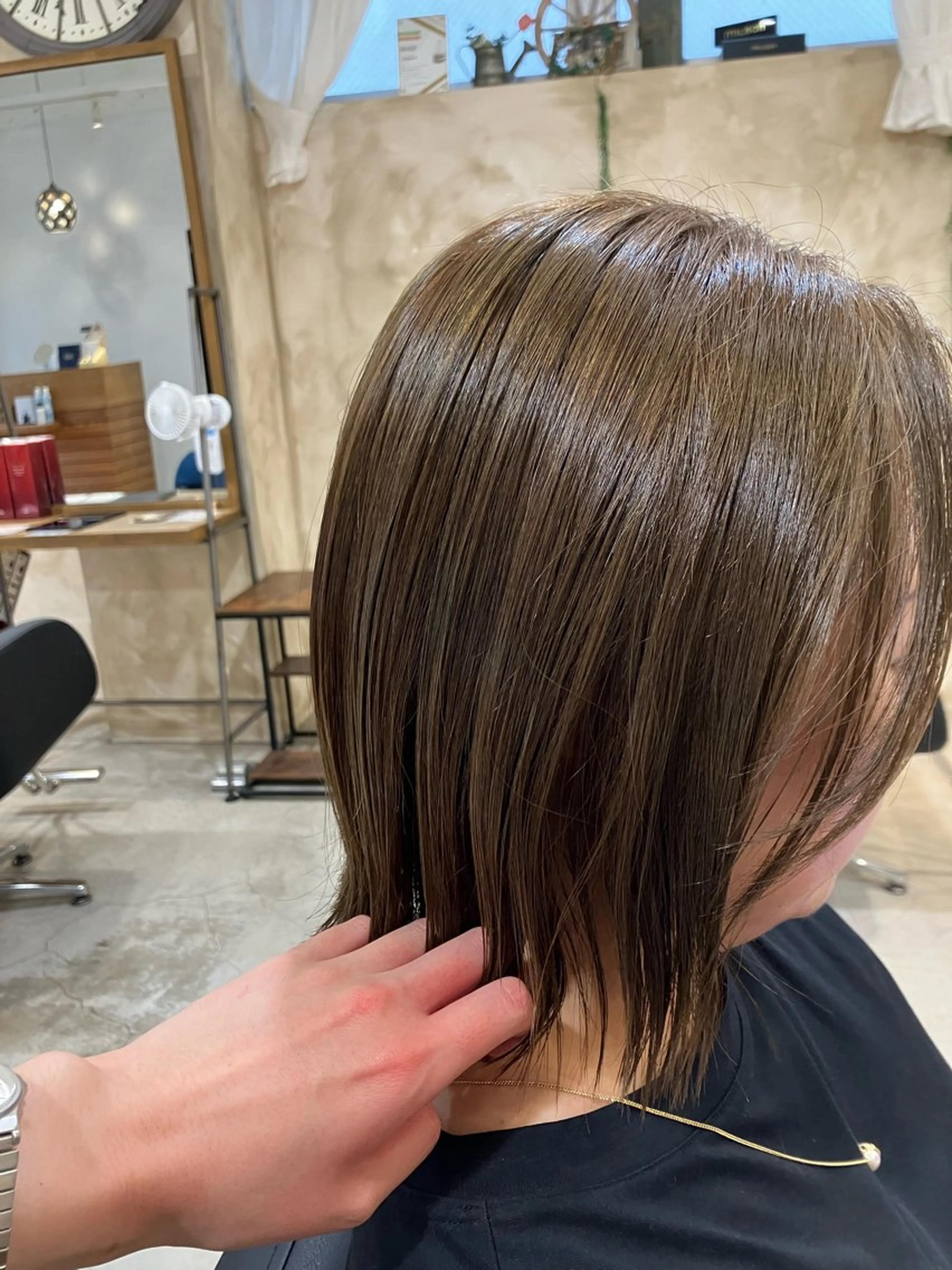 ショート カラー ハイライトカラー オリーブカラー ハイライト カット ヘアカラー トリートメント ニュアンスカラー／ メンズ🌙久住綾香のヘアスタイル