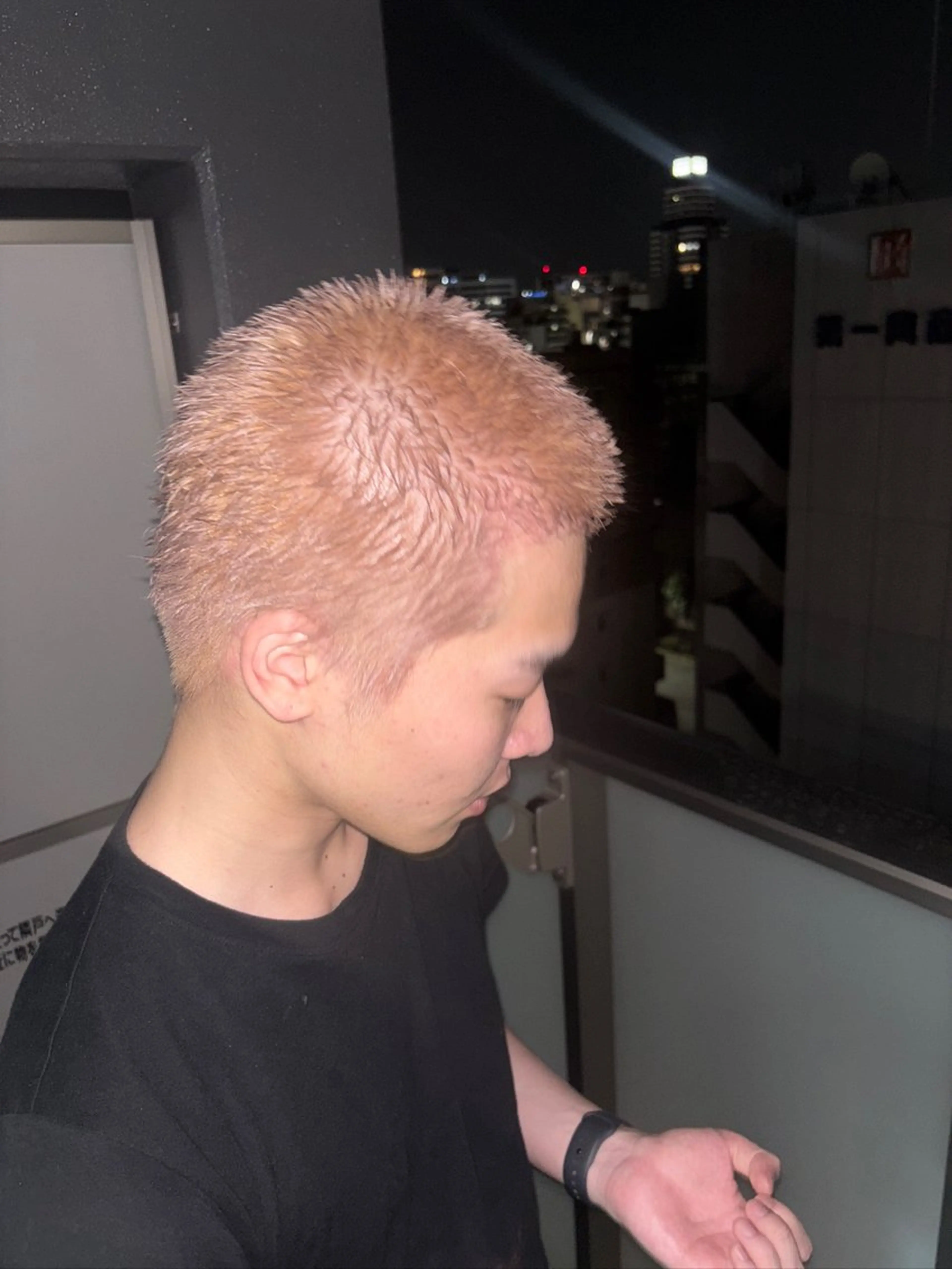 【垢抜けたい方🔥メンズ限定👓】ブリーチ＋カラー＋トリートメント🧨の写真