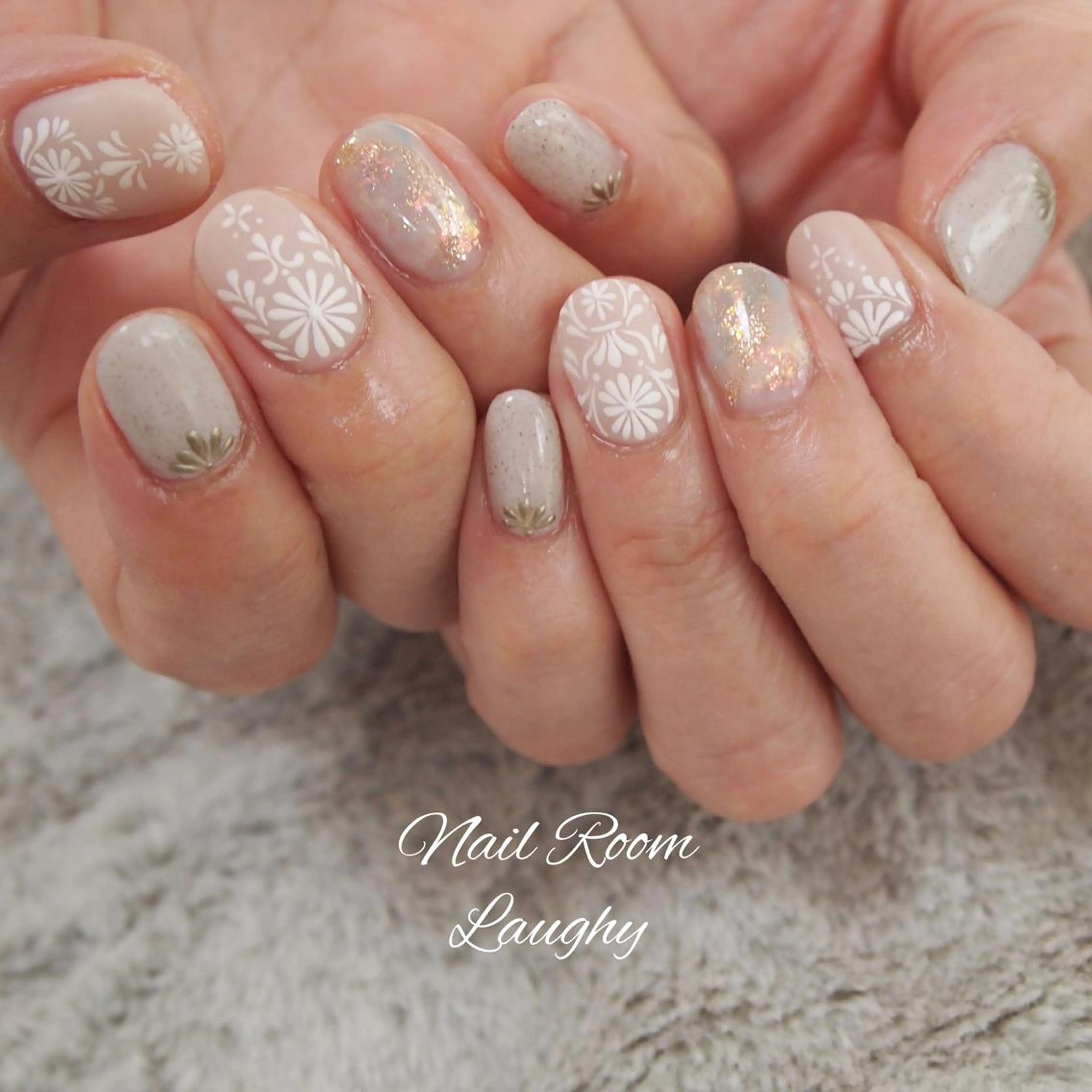 ネイル Nail Room Laughyのネイルデザイン