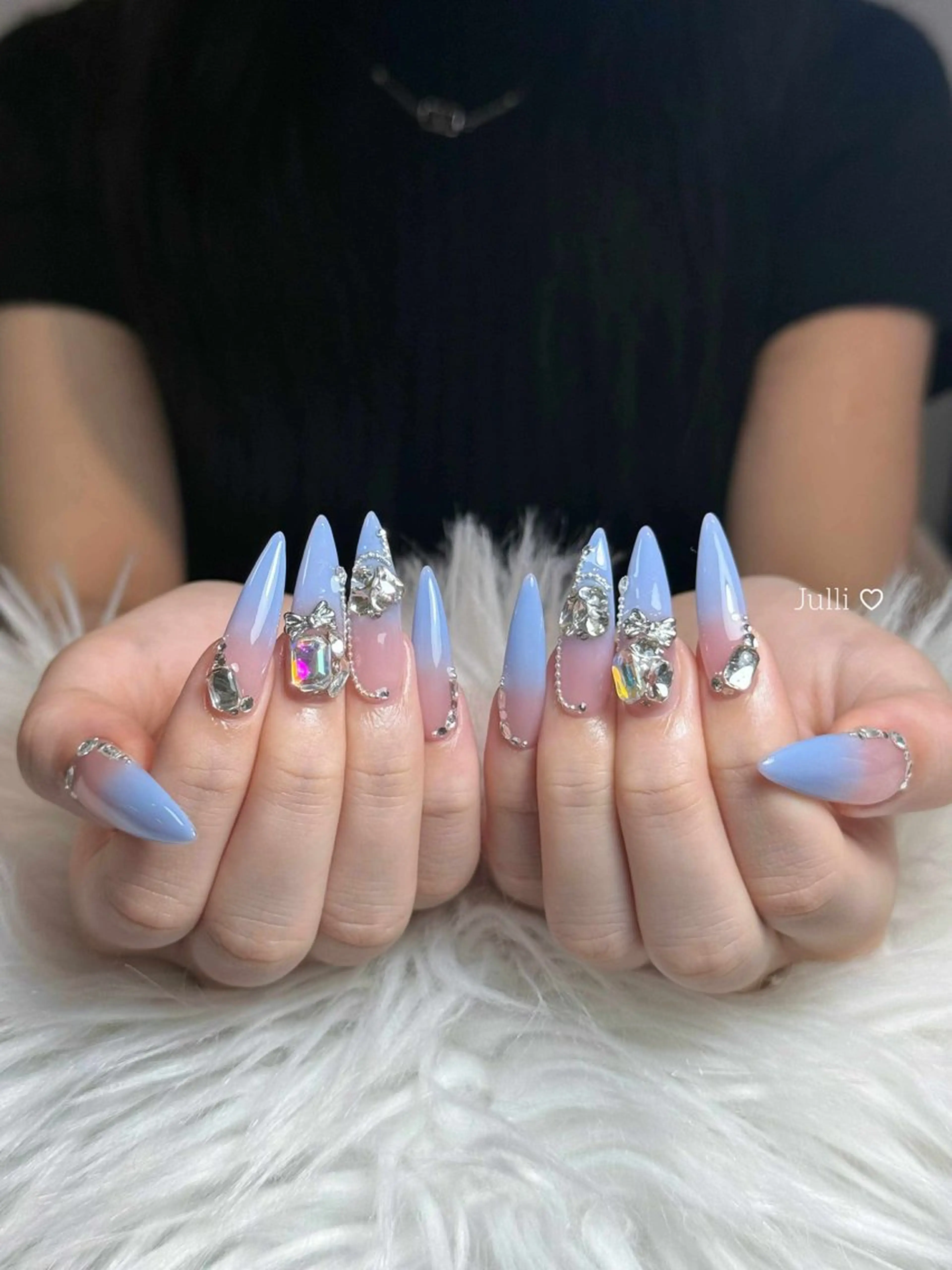 ネイル ボルドー ブラウン チークネイル ドット フットネイル ハンドネイル Julli NailStudioのネイルデザイン