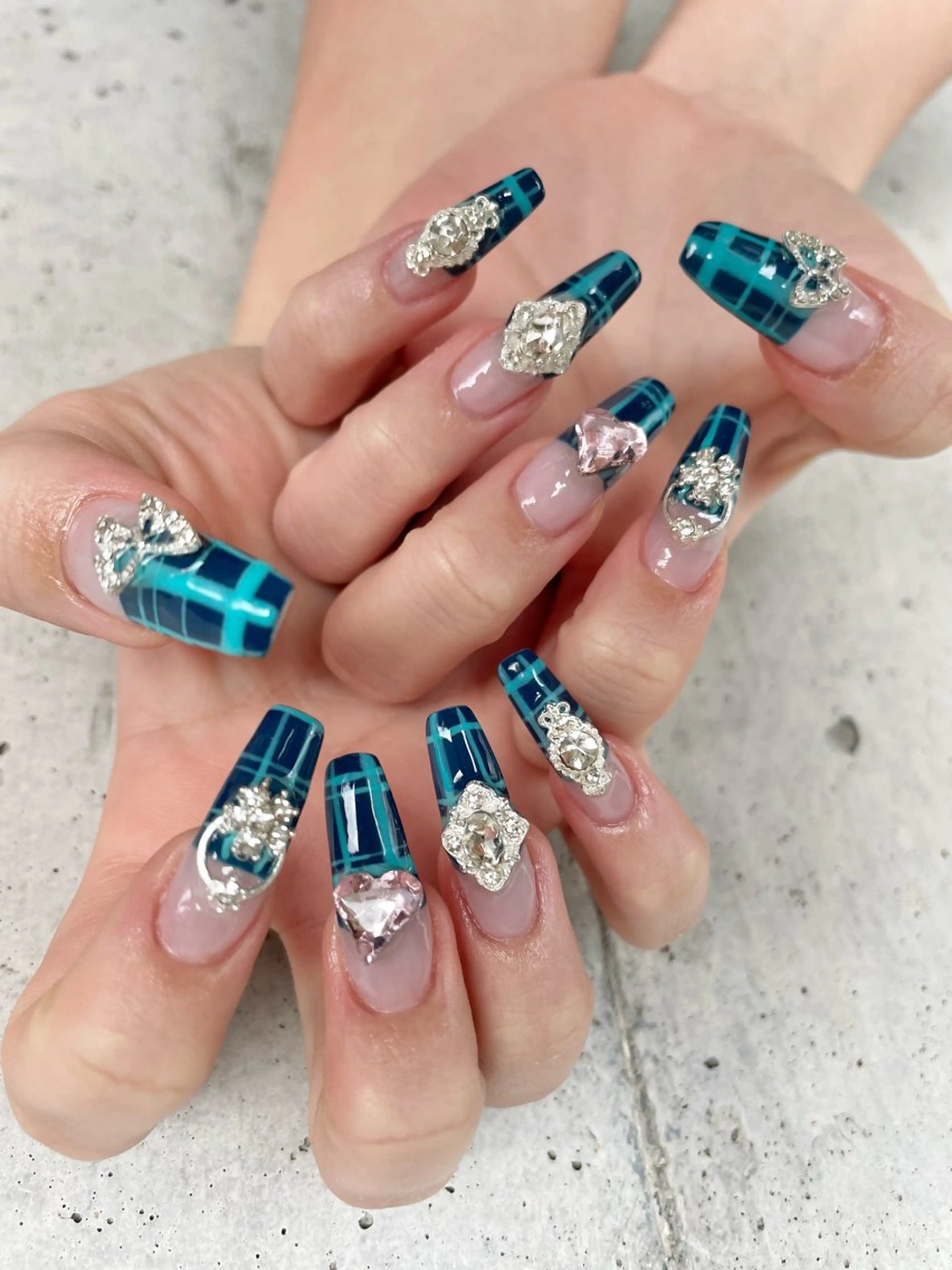 ネイル ハンドネイル nail salon Re:na-juのネイルデザイン