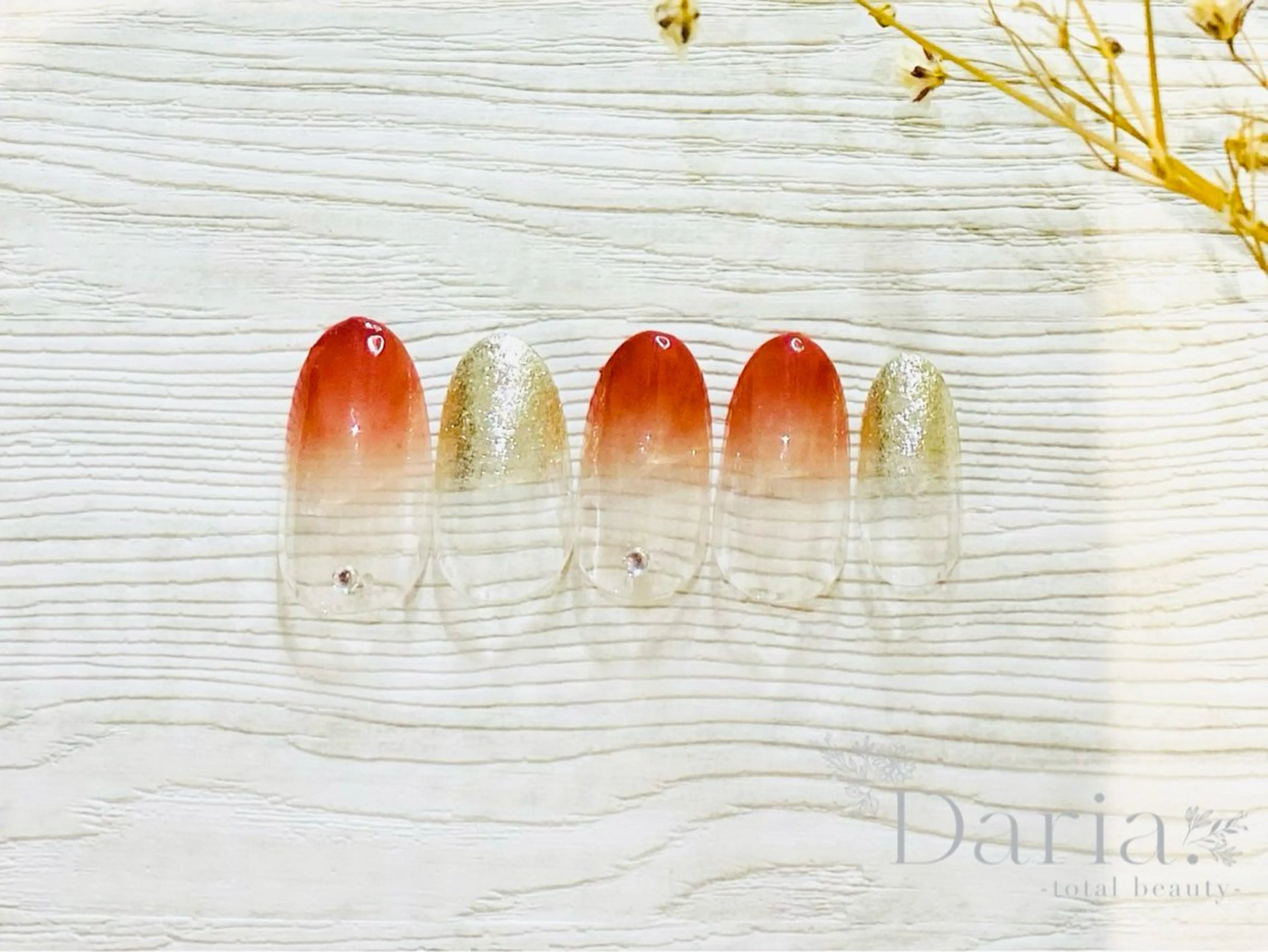 ネイル クリアネイル グラデーション ラメ(グリッター) ラメグラデーション 春ネイル Daria. nailのマツエク・マツパデザイン