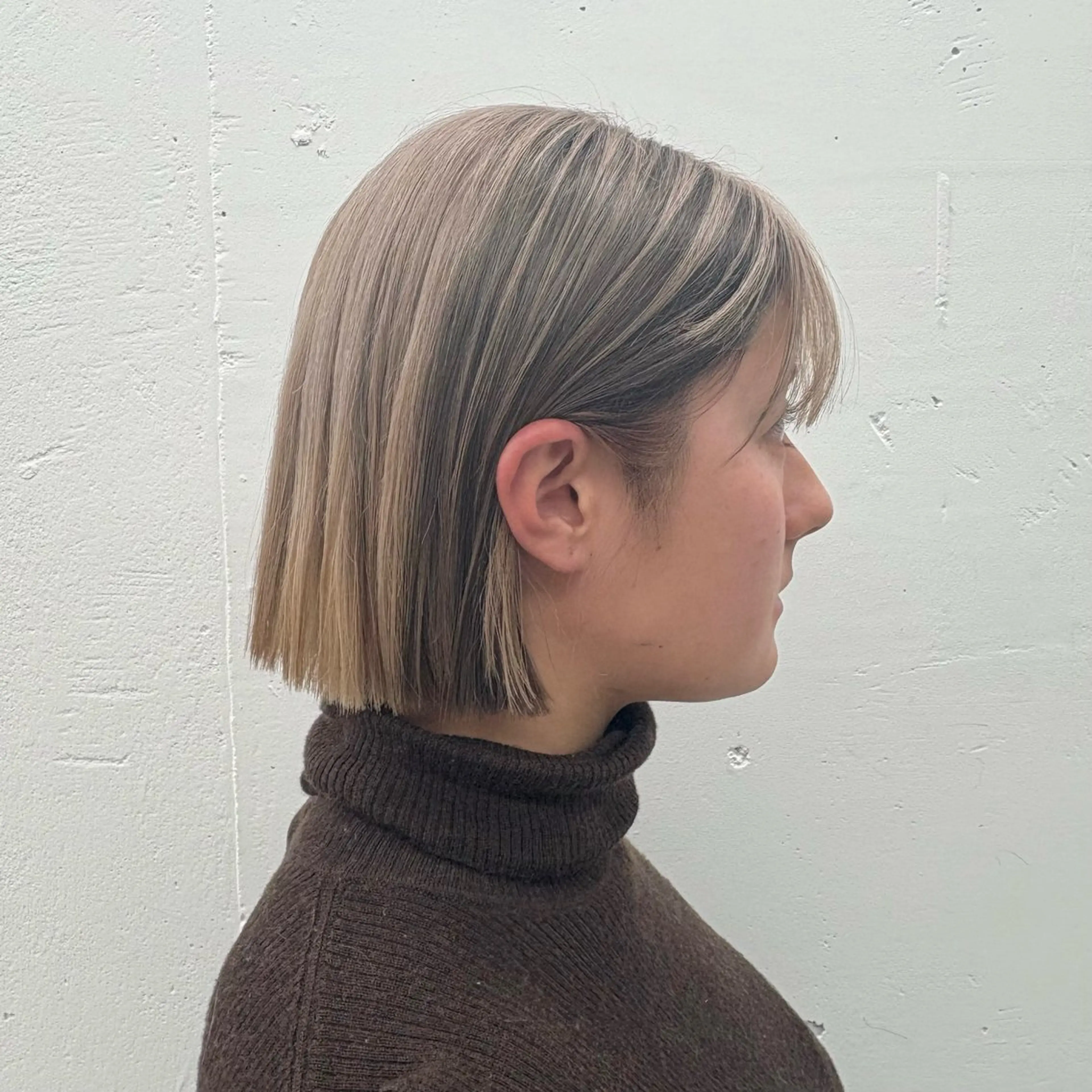 ショート カラー カット ヘアカラー トリートメント ❣️星野のあ❣️ 優しいダブルブリーチのヘアスタイル