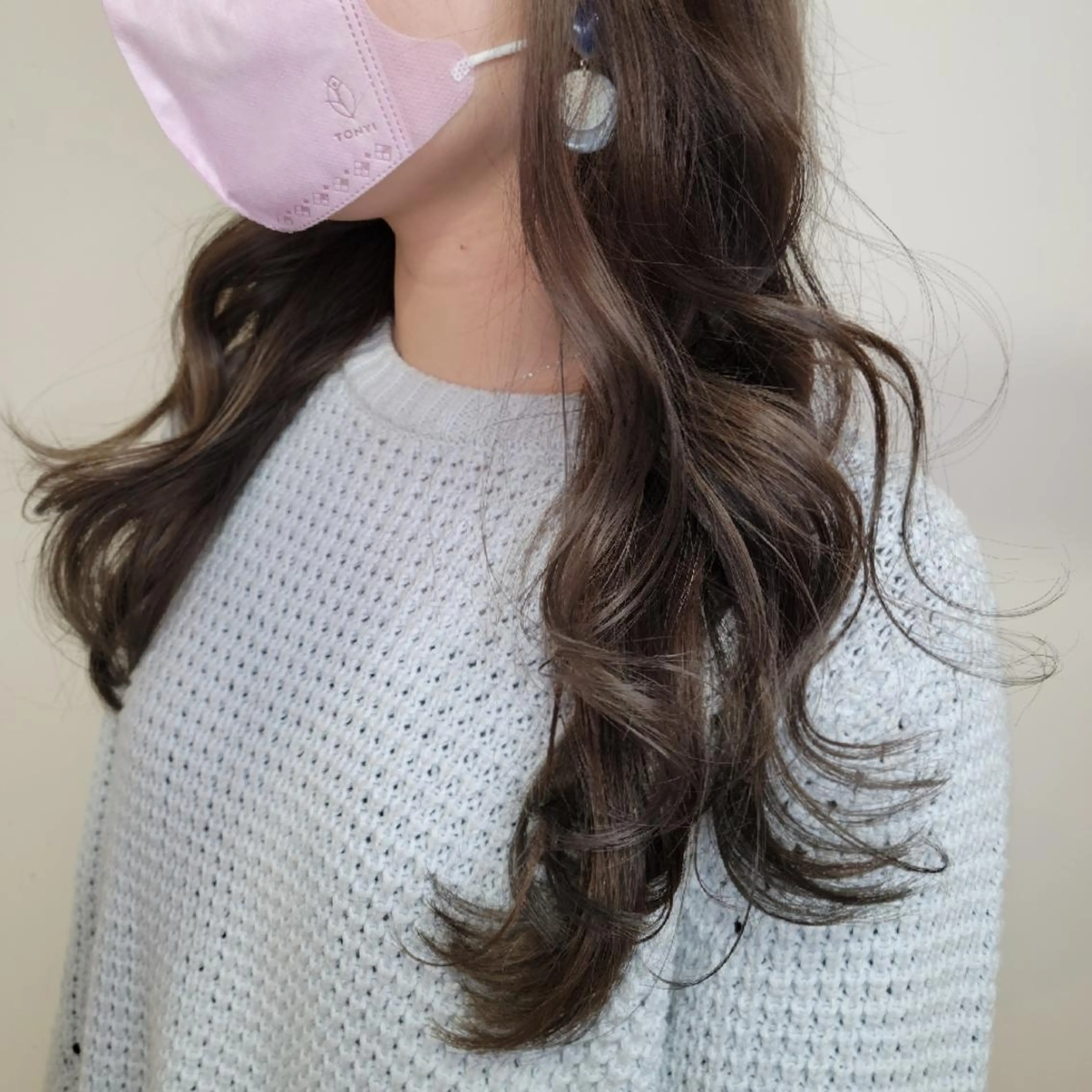 ロング カット ヘアカラー トリートメント 🇰🇷透明感×ハイ トーン🌟tomoのヘアスタイル