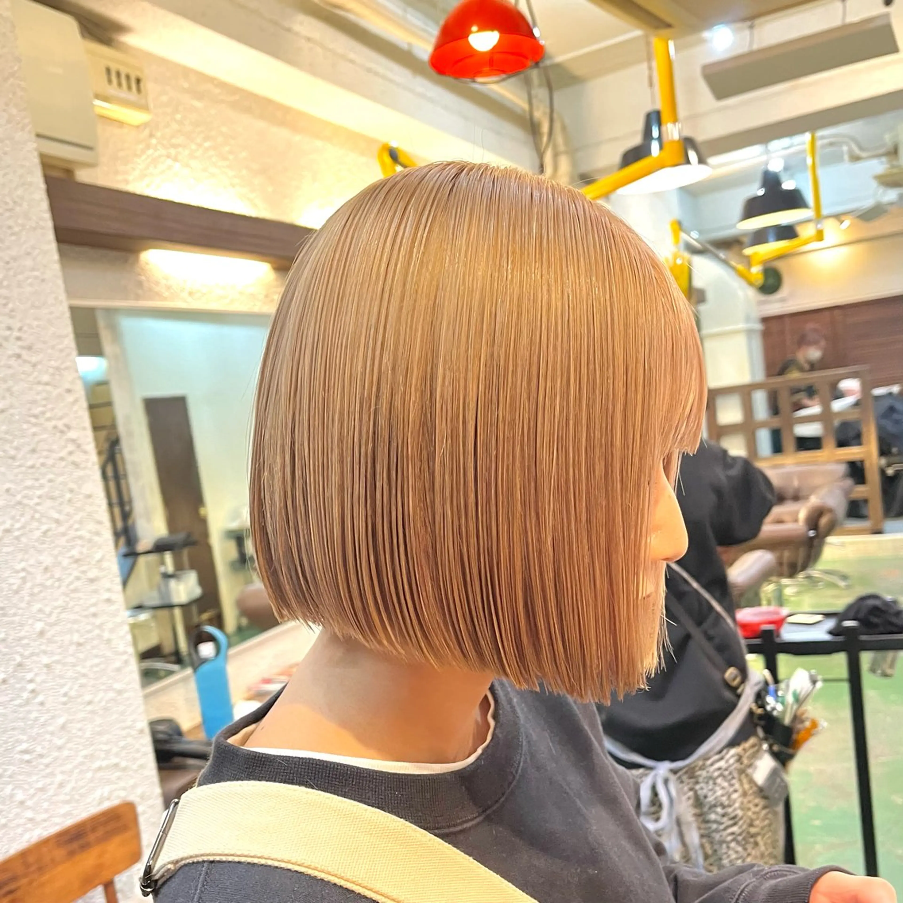ミディアム カラー GO TODAY SHAiRE SALON 原宿本店所属・ブリーチ/レイヤー ハッシュカット/河内のヘアスタイル