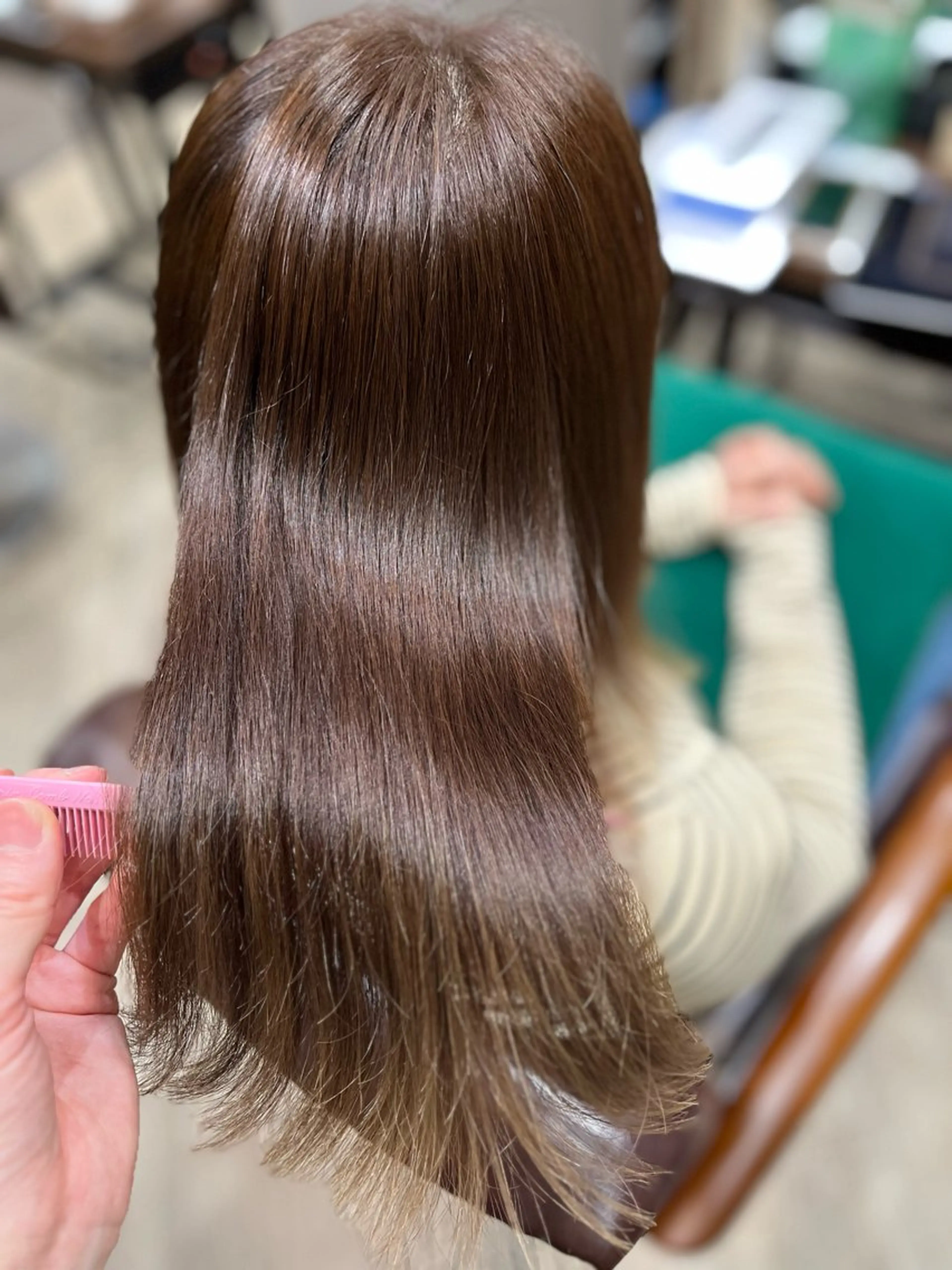 セミロング カラー ブラウンカラー ミルクティーブラウン カット ヘアカラー トリートメント 🫧ぷる艶カラー🫧 Yuubi🦩のヘアスタイル
