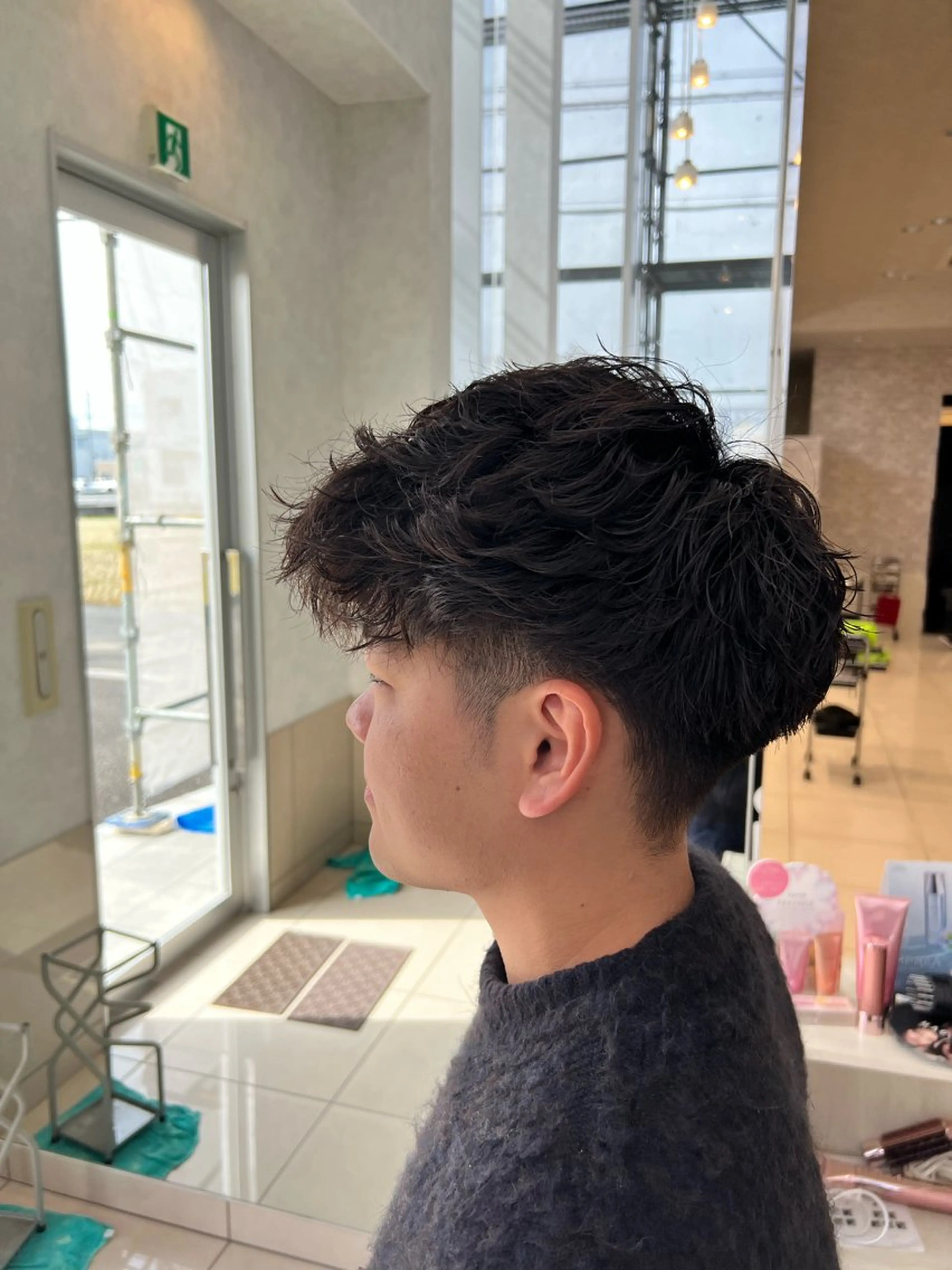 ショート メンズ スペインカール カット パーマ トリートメント TABOO.i 早野太郎のヘアスタイル