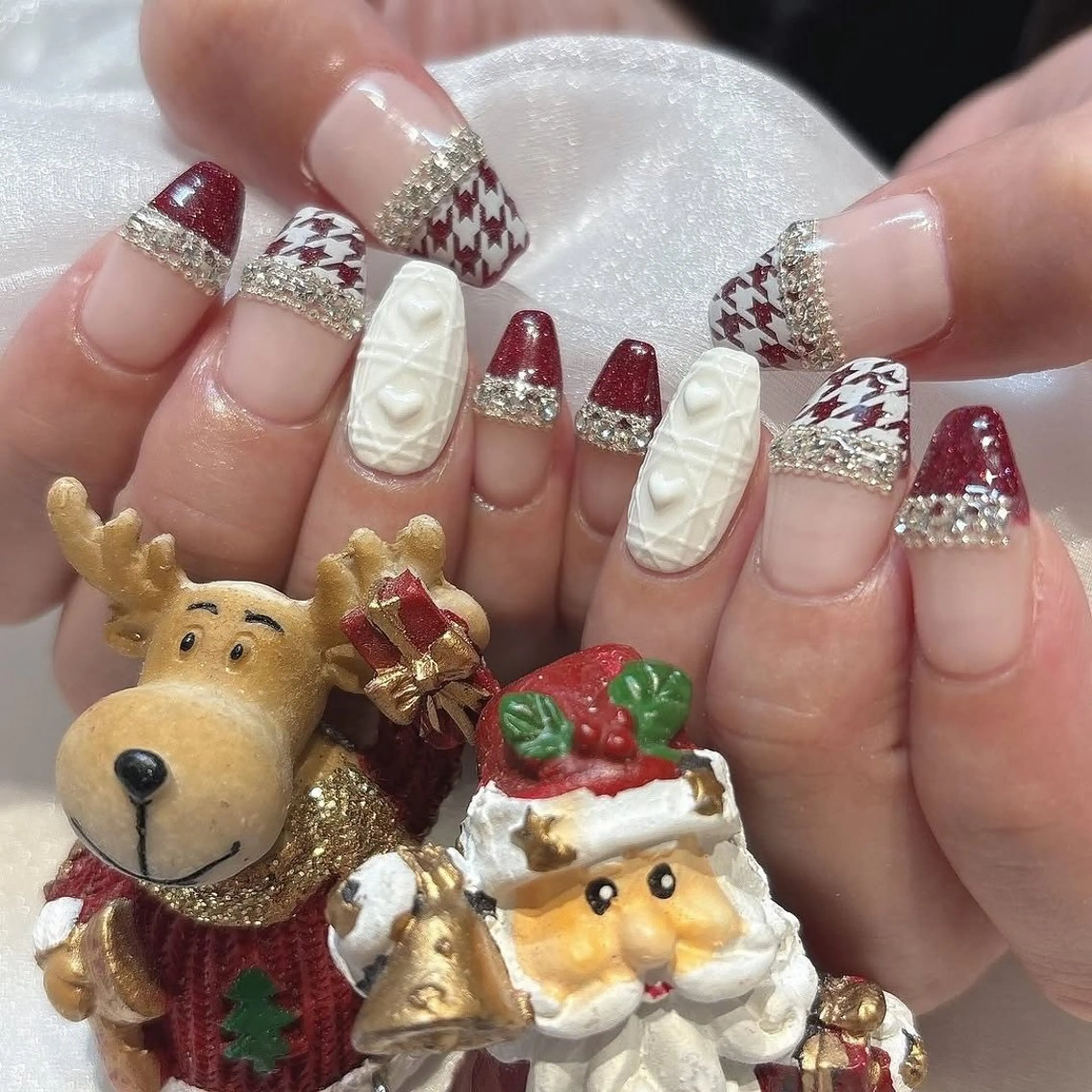 ネイル アートネイル 長さ出し ジェルネイル マグネットネイル ニュアンスネイル ハンドネイル KIM キムのネイルデザイン