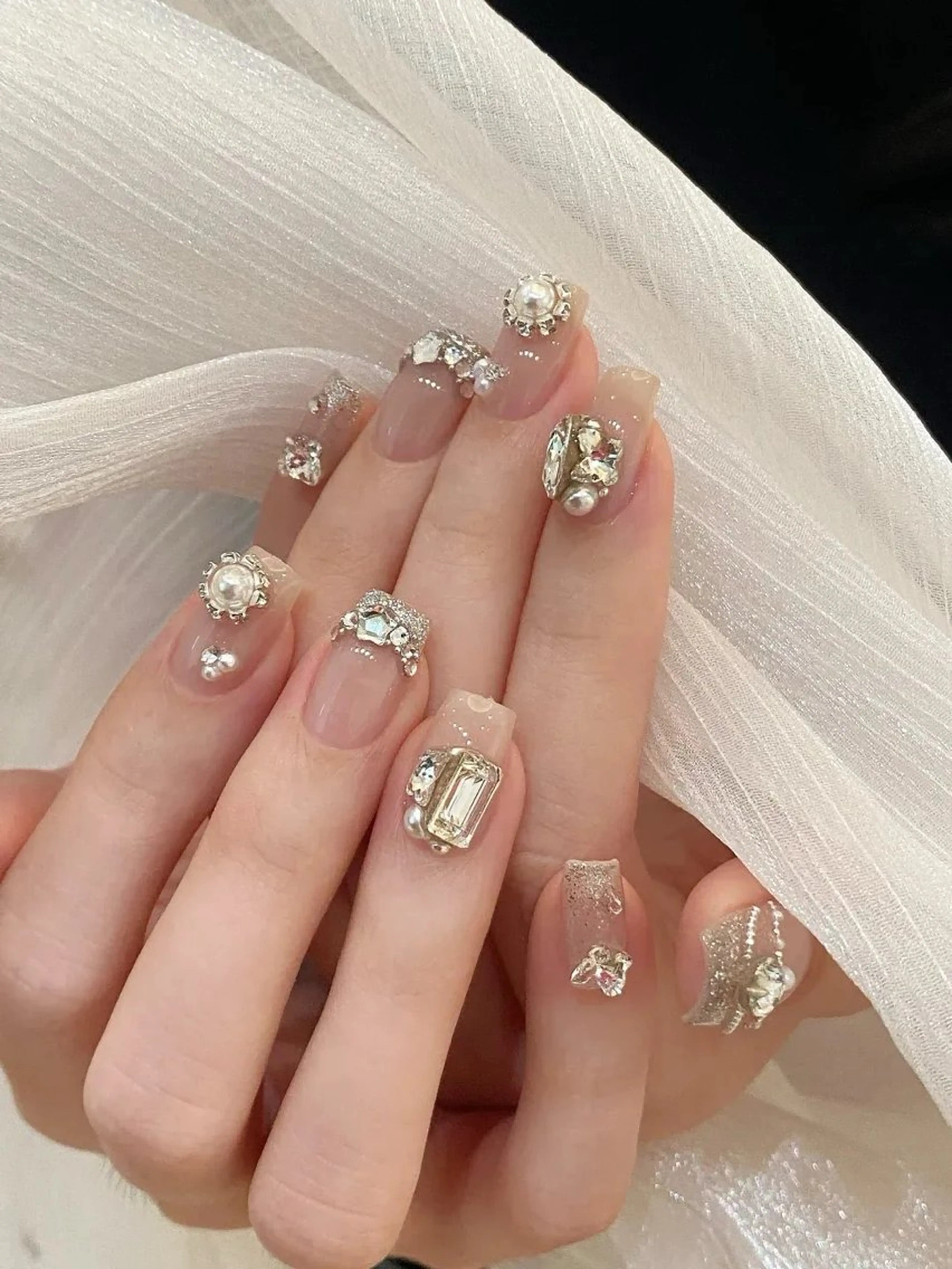 ネイル ハンドネイル ミナ🌈 Laule'aのネイルデザイン