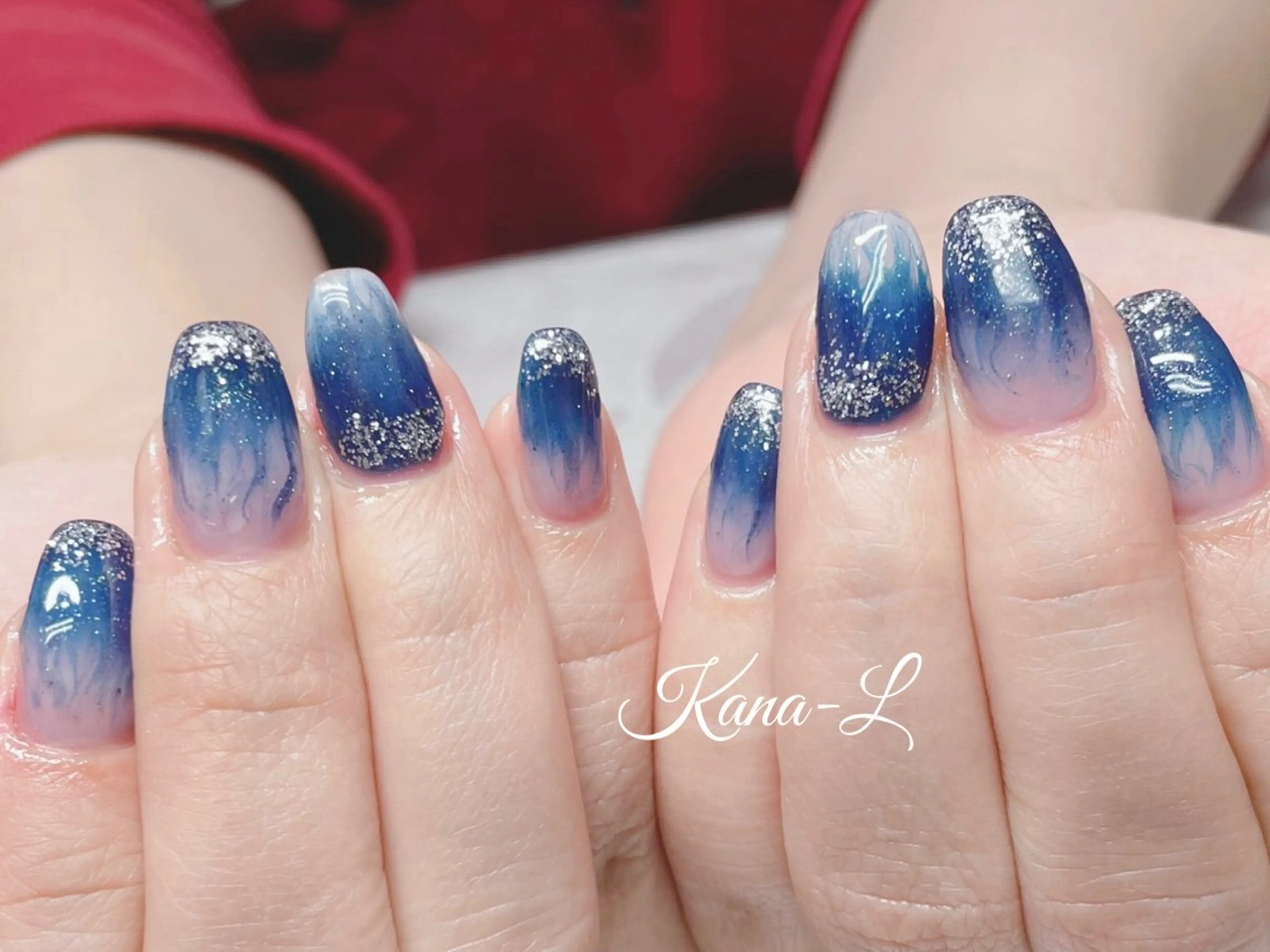 ネイル ブルー ジェルネイル グラデーション パラジェル 芦辺 香奈のネイルデザイン