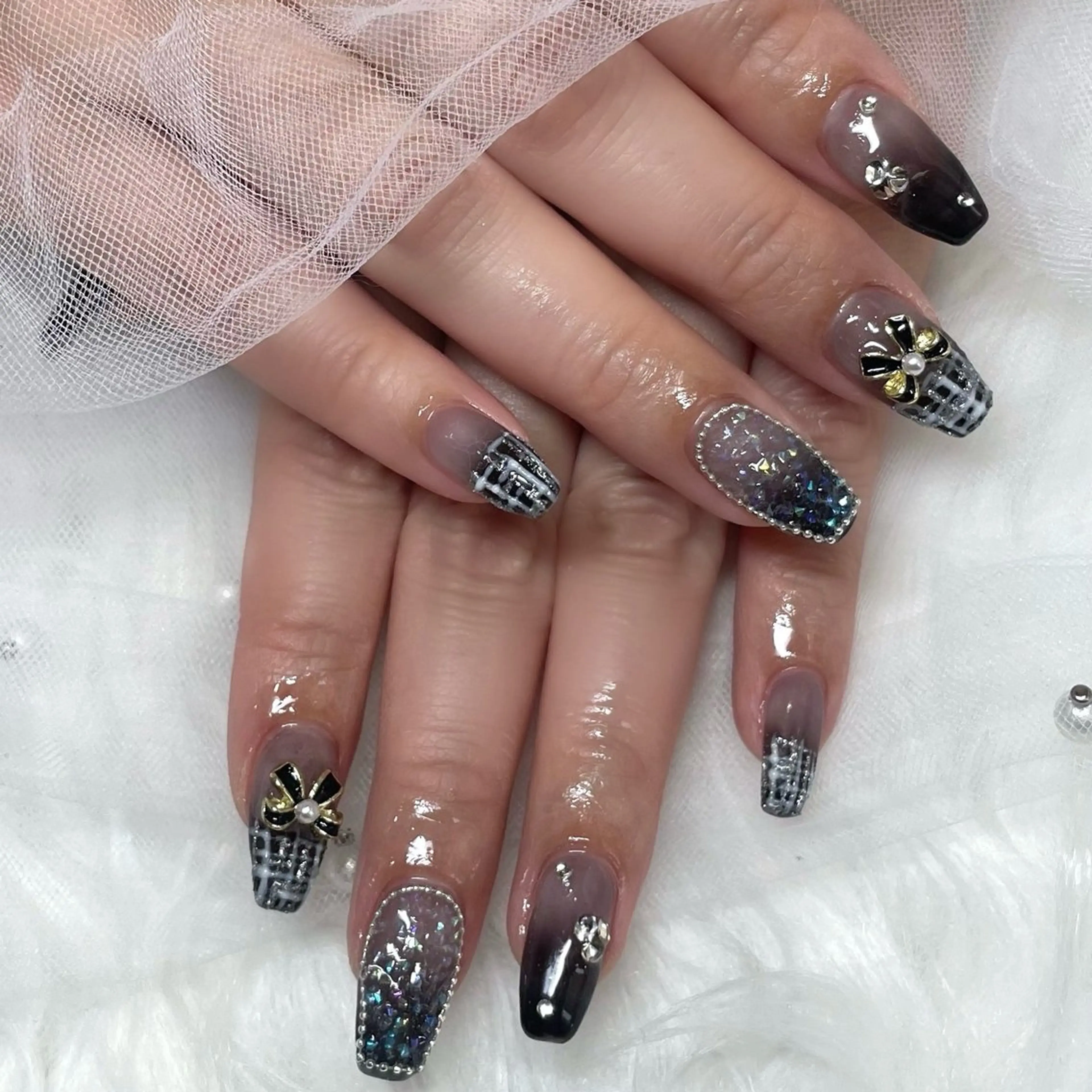 ネイル グラデーション ハンドネイル e-up by boss所属・e-up nail Arisaのネイルデザイン