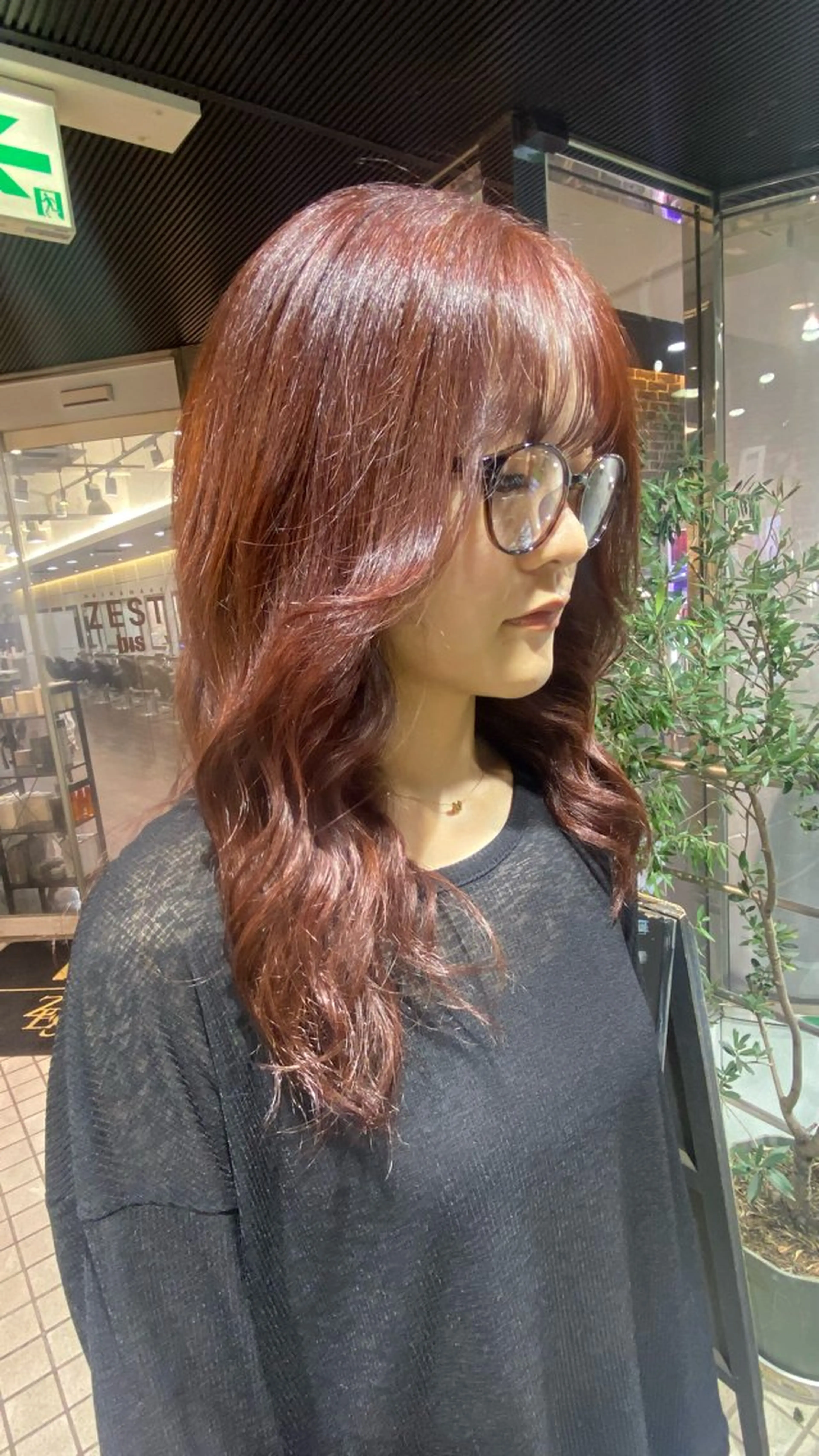 ロング カラー メンズ メンズブリーチ メンズハイライト メンズハイトーン メンズインナーカラー メンズ韓国風 ヘアカラー トリートメント ヘアセット designcolo r/似合わせNOKAのヘアスタイル