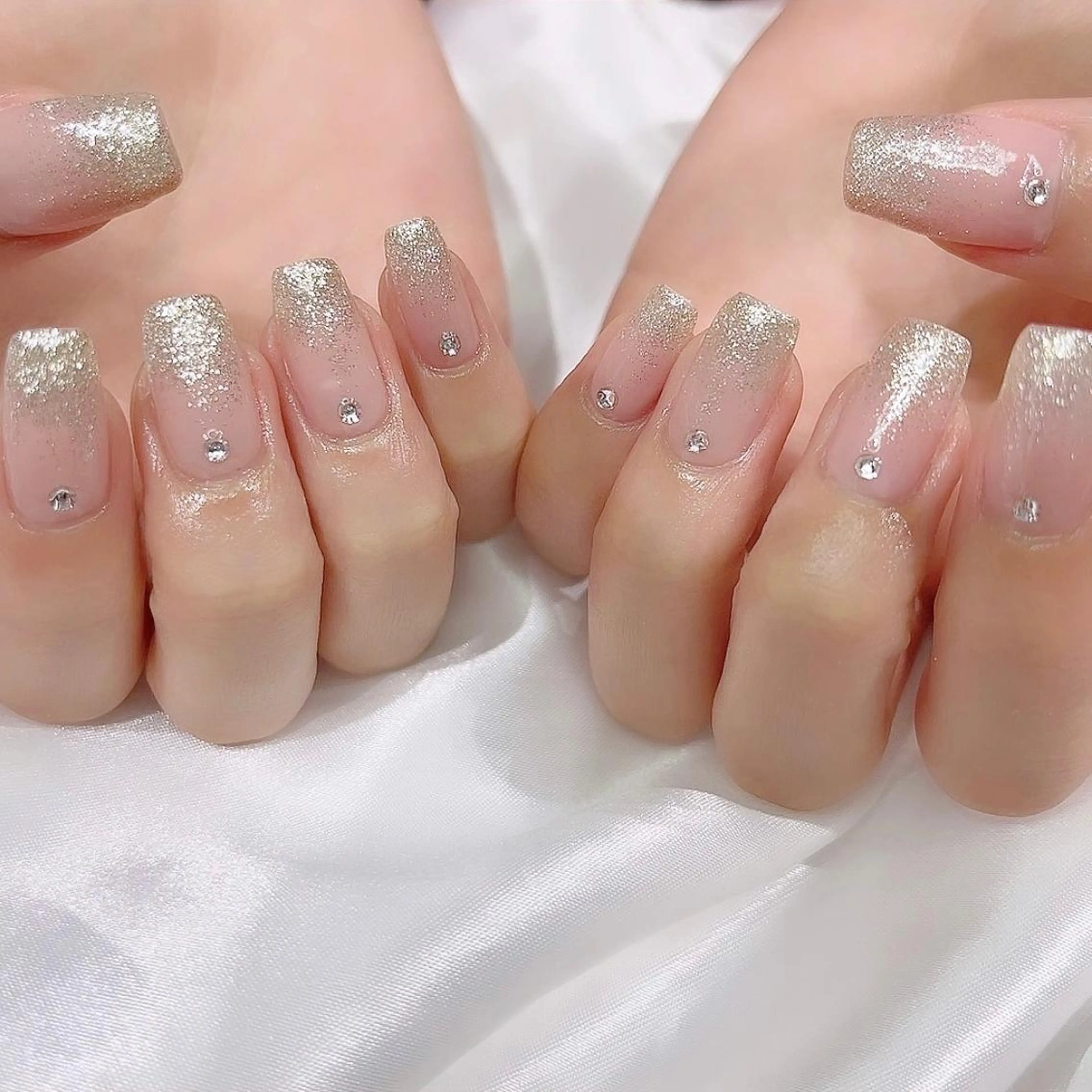 ネイル ジェルネイル グラデーション ハンドネイル フットネイル NAILR rina 🎀ིྀ恵比寿のネイルデザイン