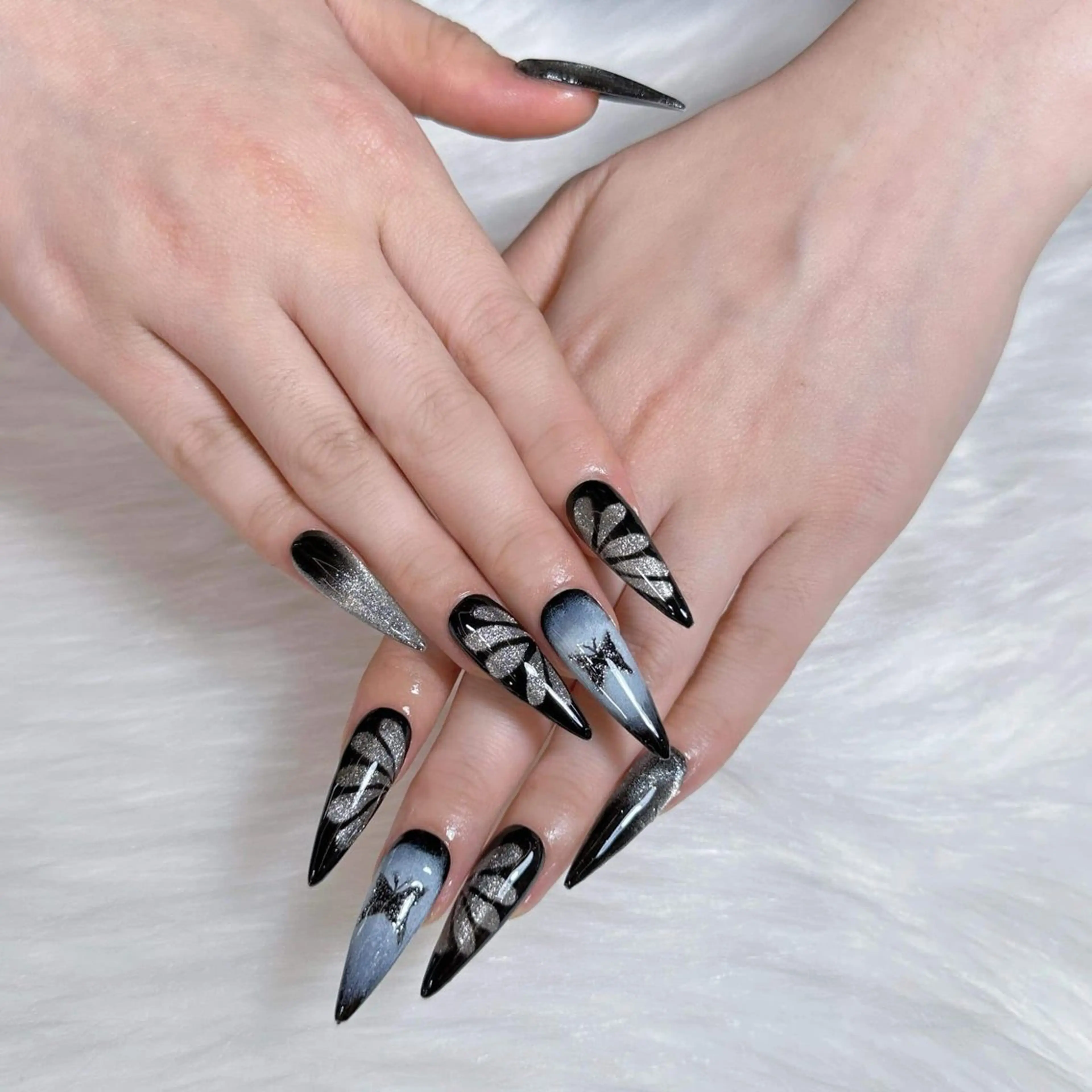 ネイル アートネイル チークネイル 長さ出し フレンチネイル ジェルネイル Lily nails studio所属・ネイルサロン Lilyのネイルデザイン
