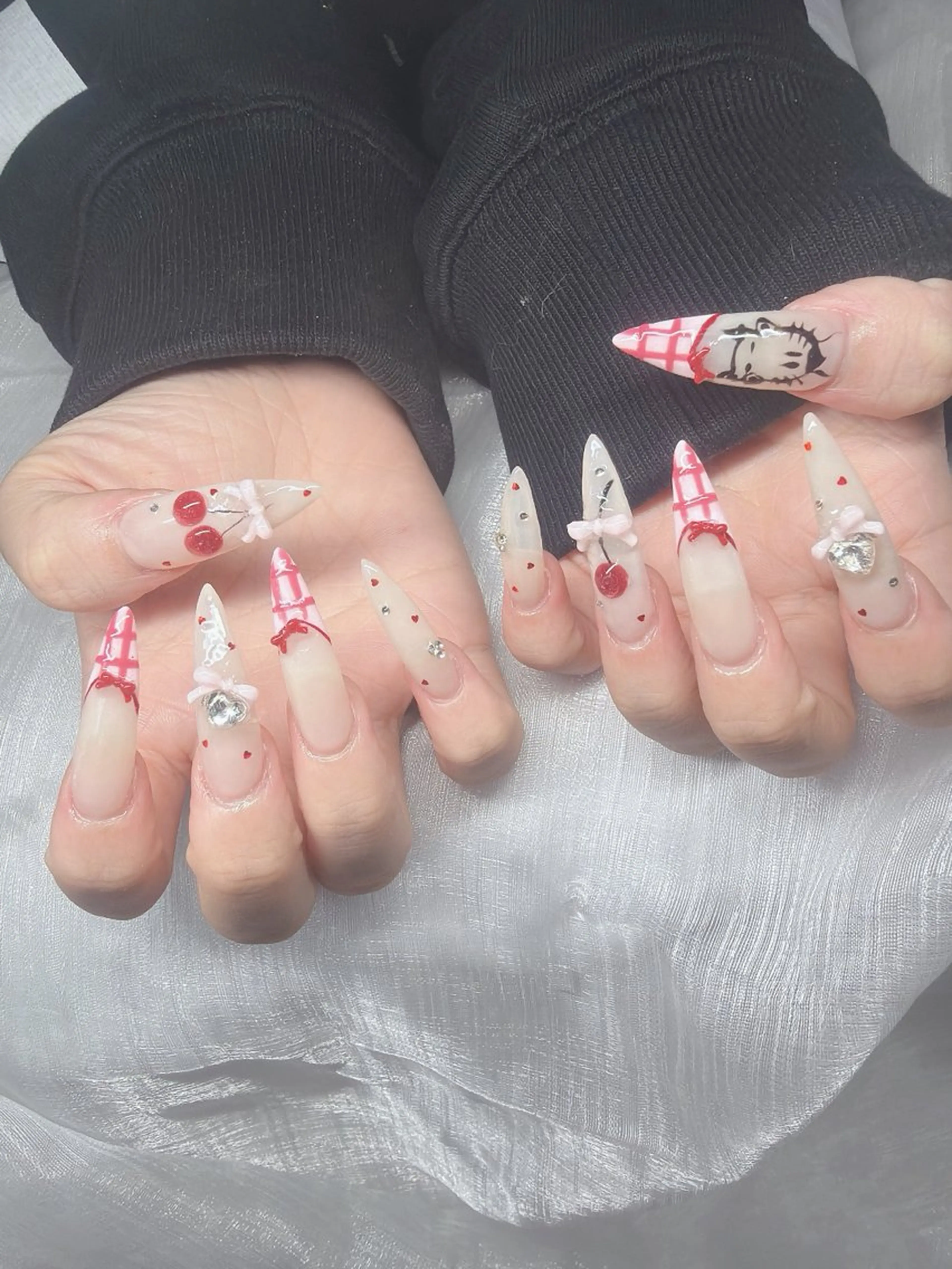 ネイル ハンドネイル Lee Nailsのネイルデザイン