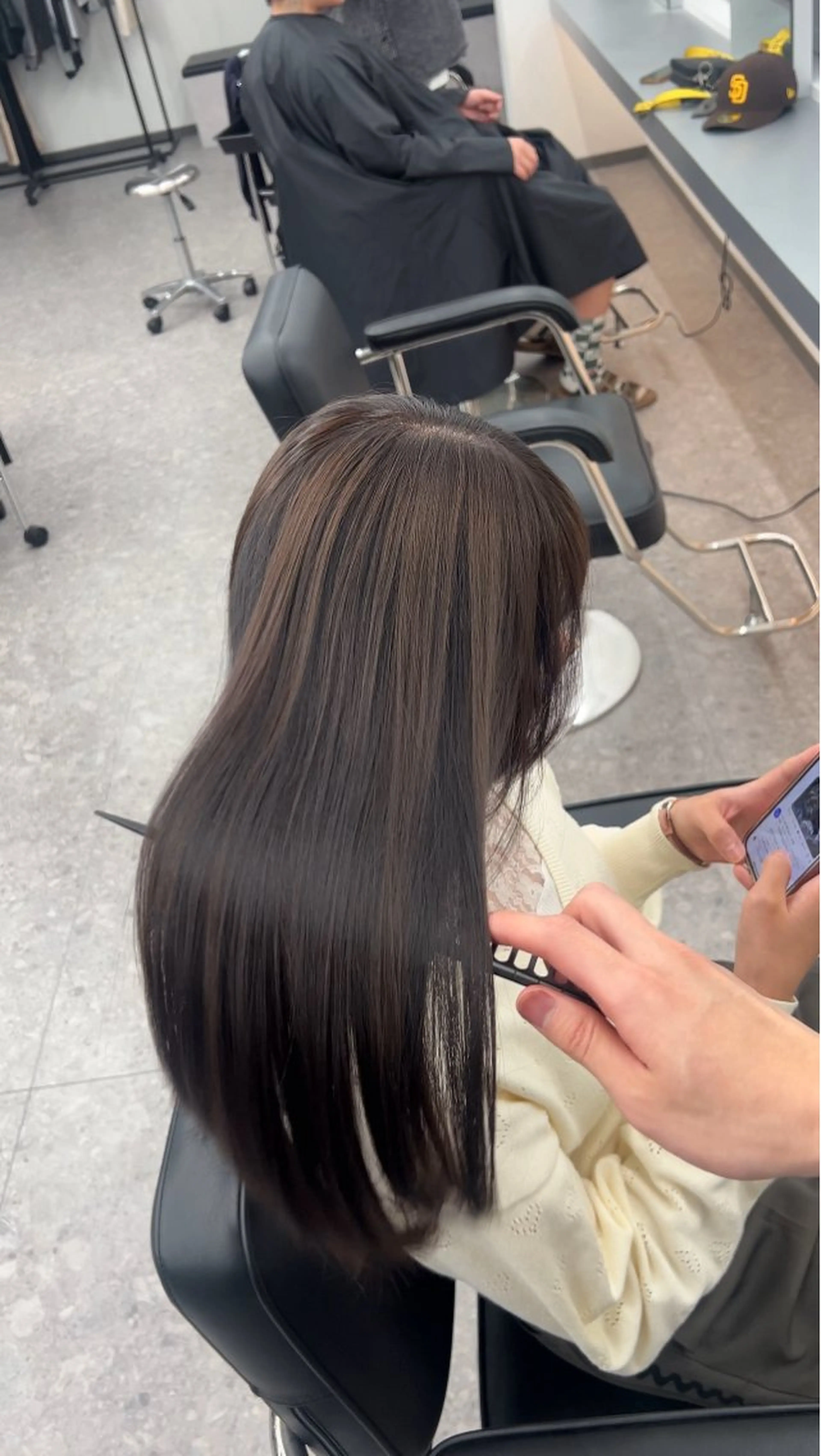 ロング 髪質改善ストレート /髪質改善/中内寛太のヘアスタイル