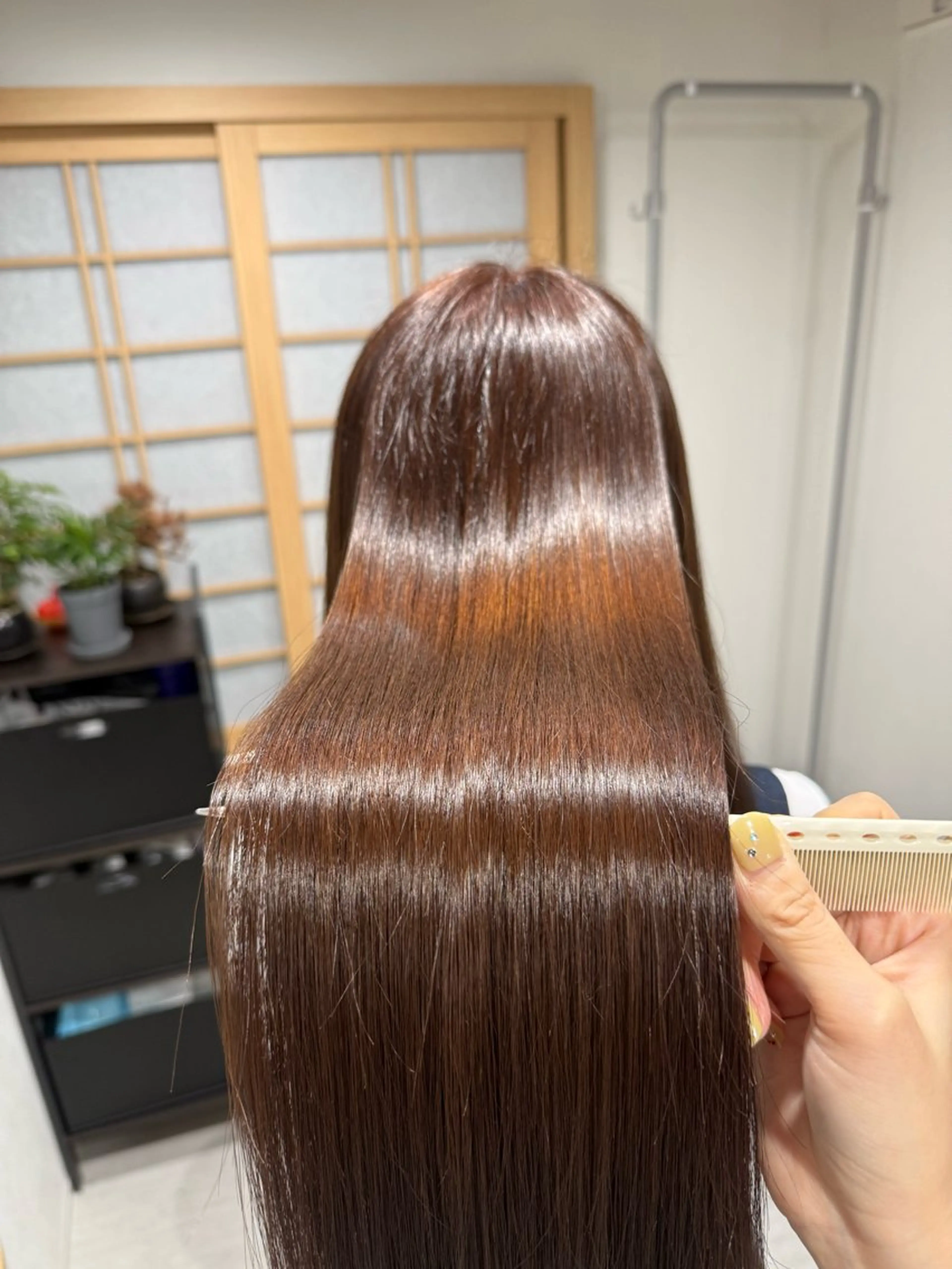 ロング 縮毛矯正 カット ヘアカラー トリートメント 鈴木 千尋のヘアスタイル