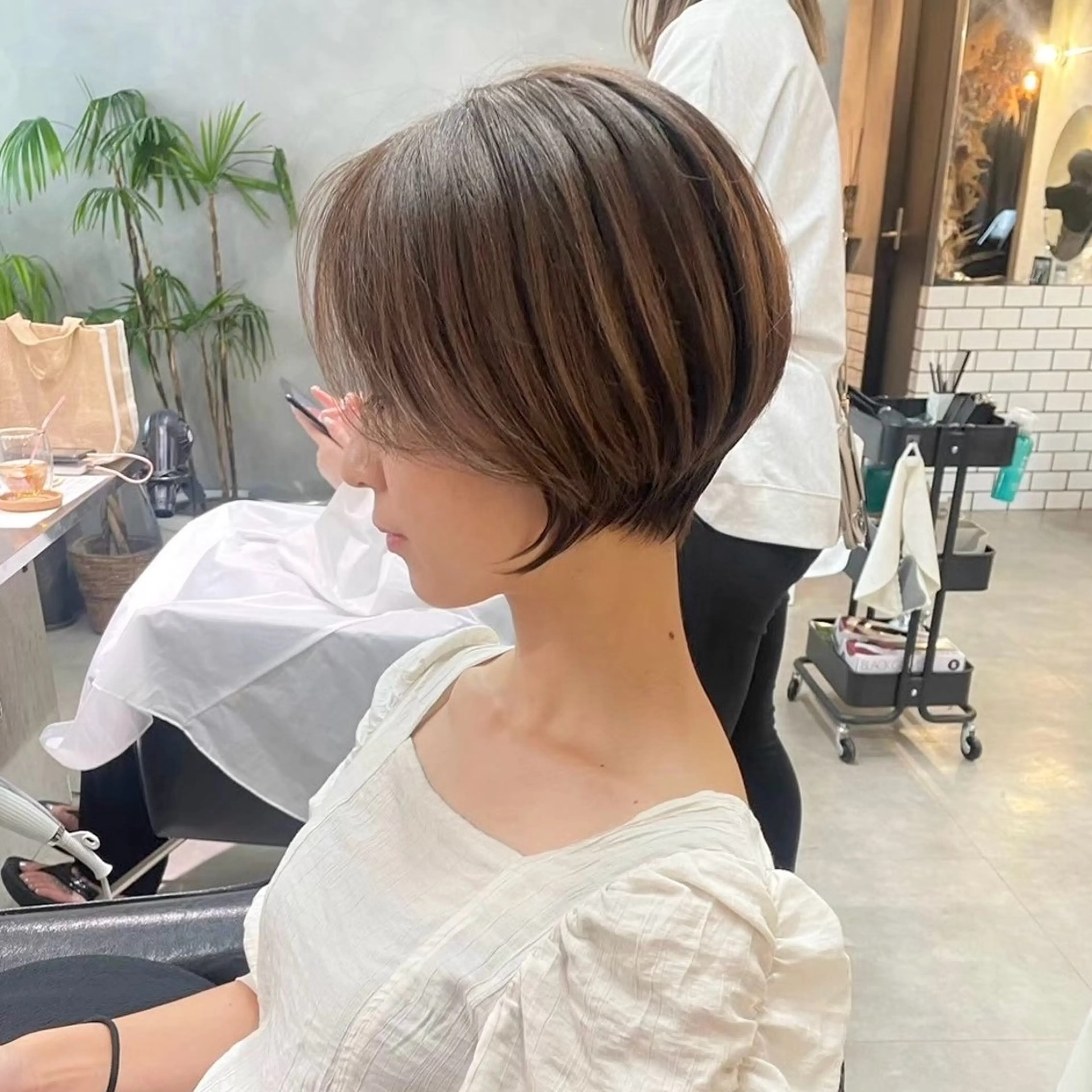 ショート カラー ヘアカラー トリートメント tidasmile /カラー/カットのヘアスタイル