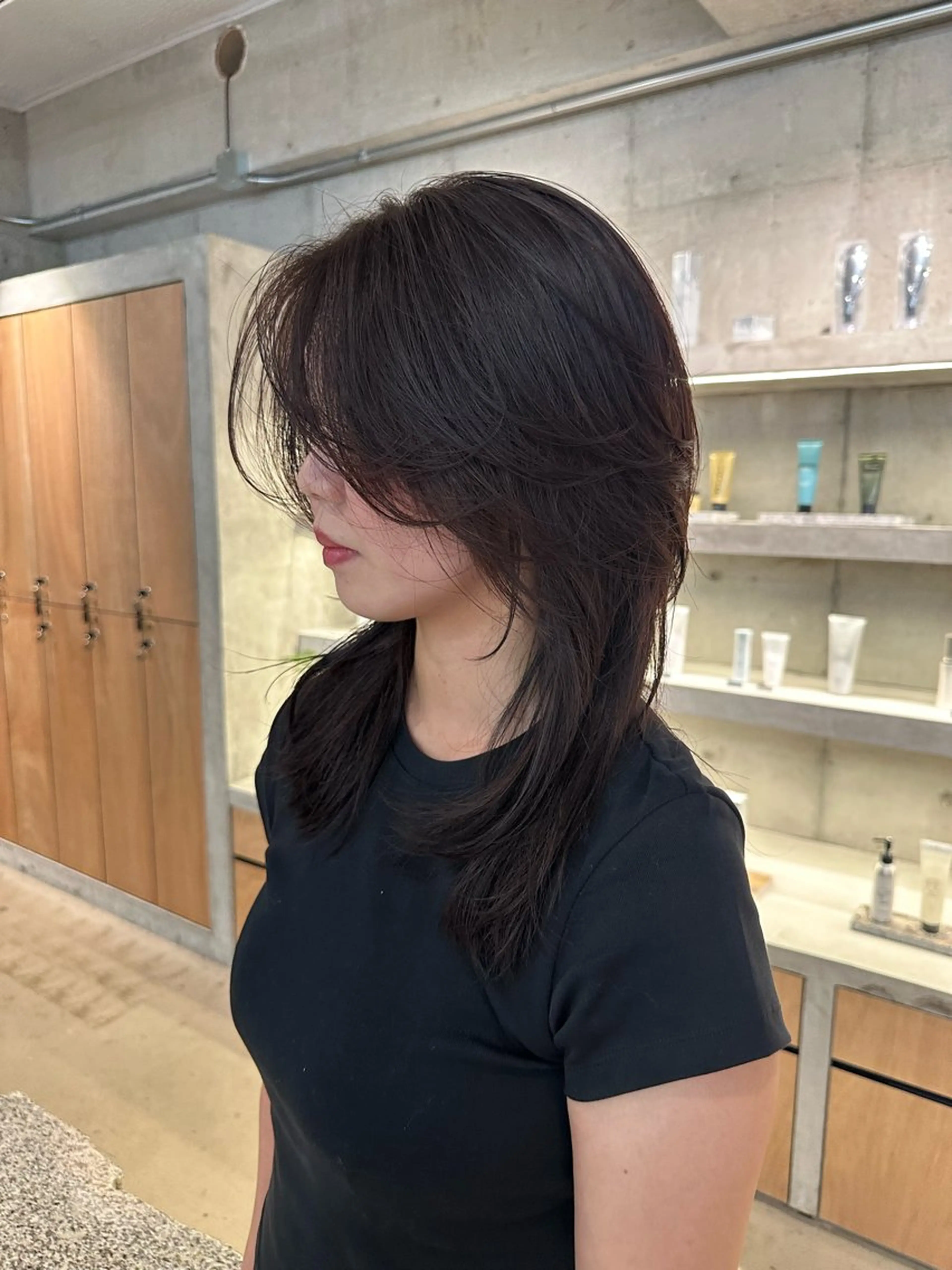 ミディアム かきあげバング レイヤーカット カット ヘアカラー 栄/レイヤーカット /オリーブ/傑🦥のヘアスタイル