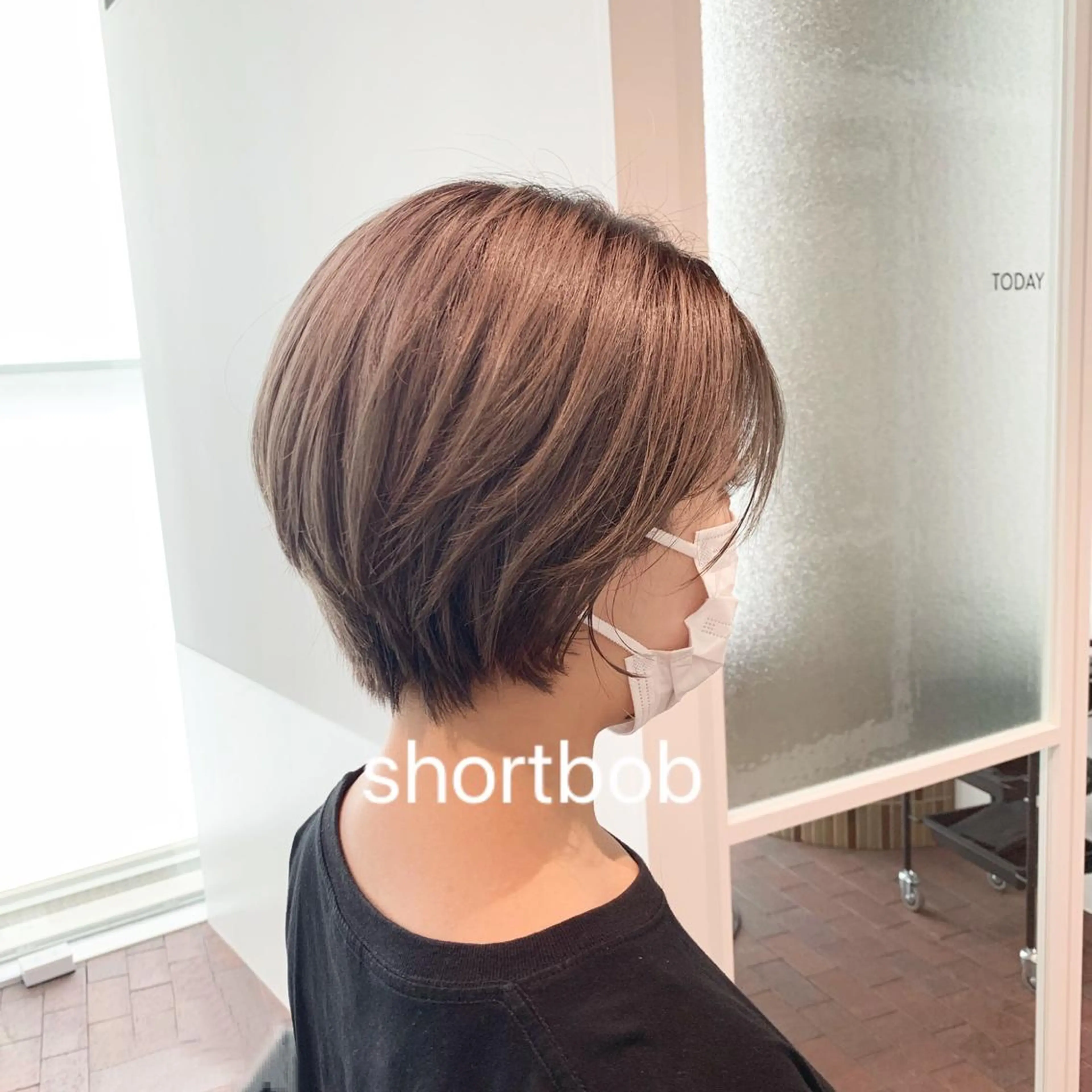 ショート トリートメント GO TODAY SHAiRE SALON 梅田店所属・柔らかくすみカラー ボブ/ショートのヘアスタイル
